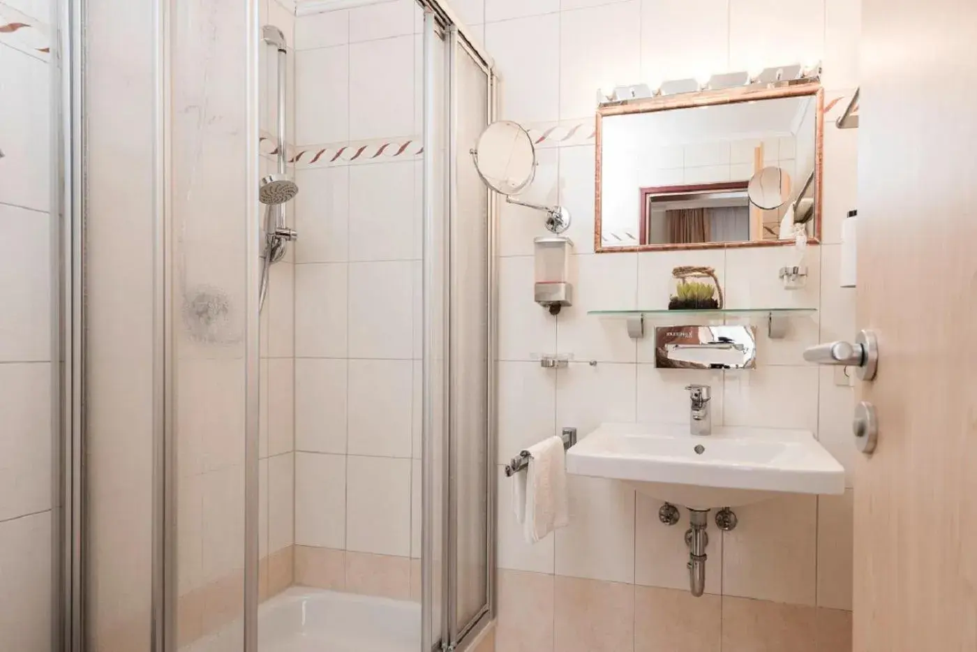 Single Room in Hotel Lindenhof Hubmersberg Single Room in Hotel Lindenhof Hubmersberg