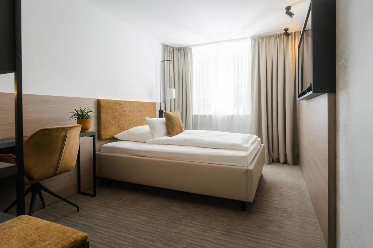 Photo of the whole room, Bed in Hotel Schloss Montabaur