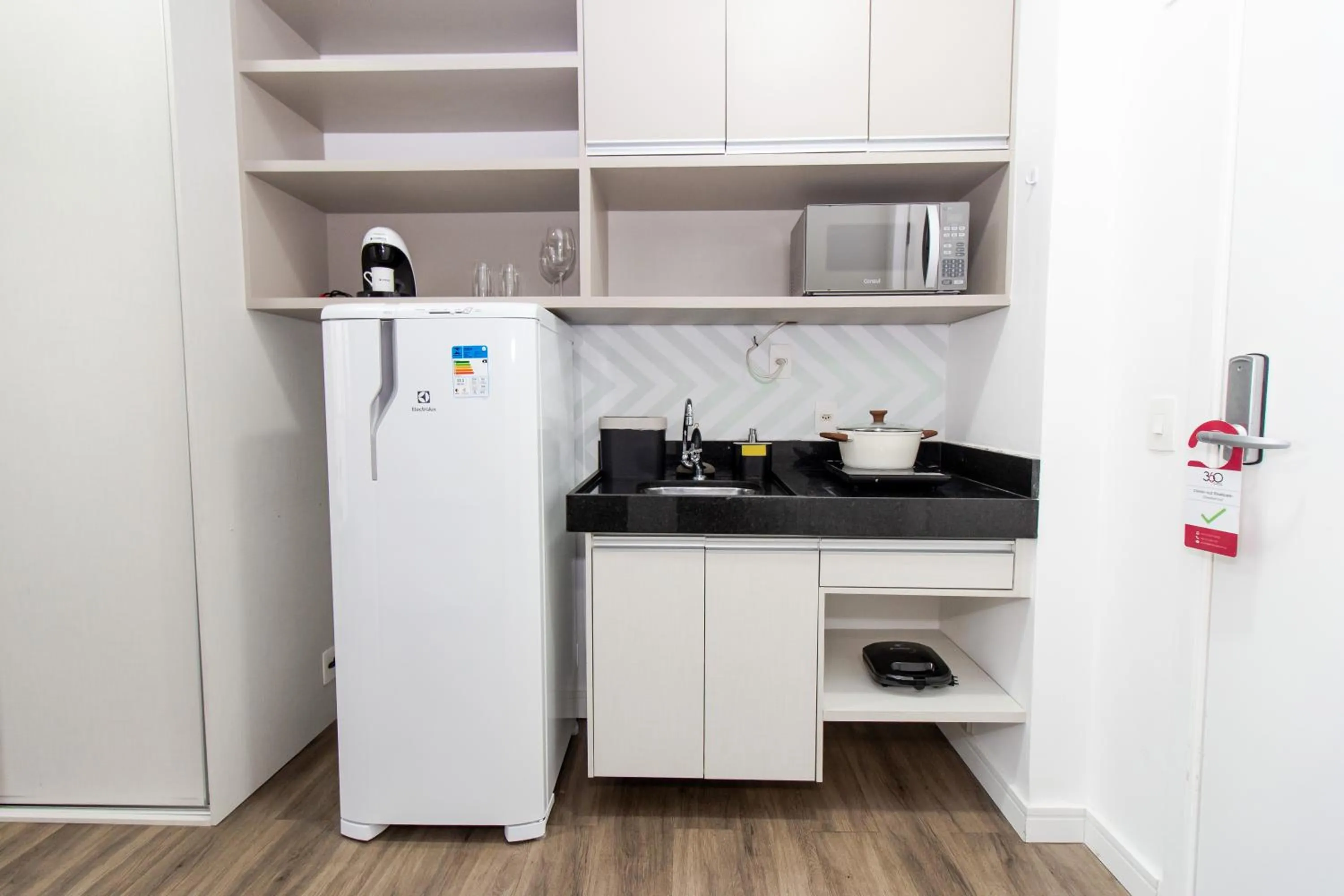 kitchen in 360 Perdizes