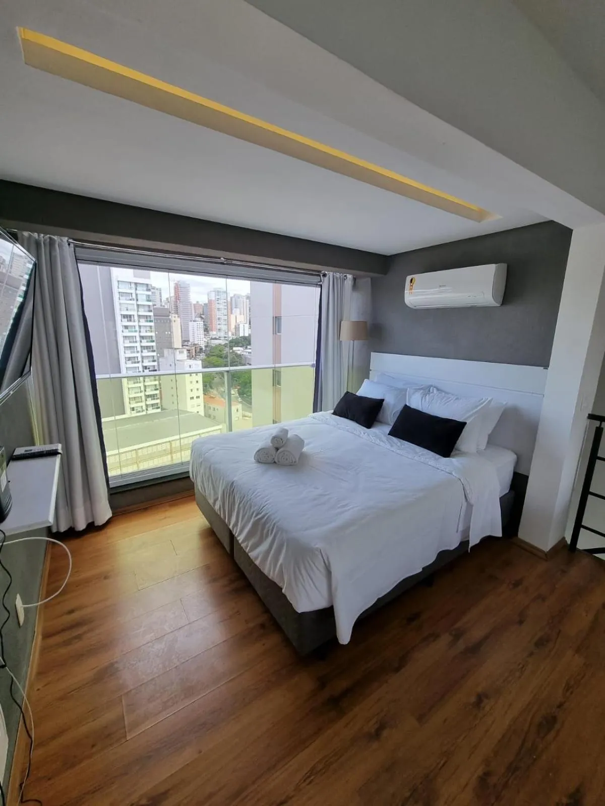 Bedroom, Bed in 360 Perdizes