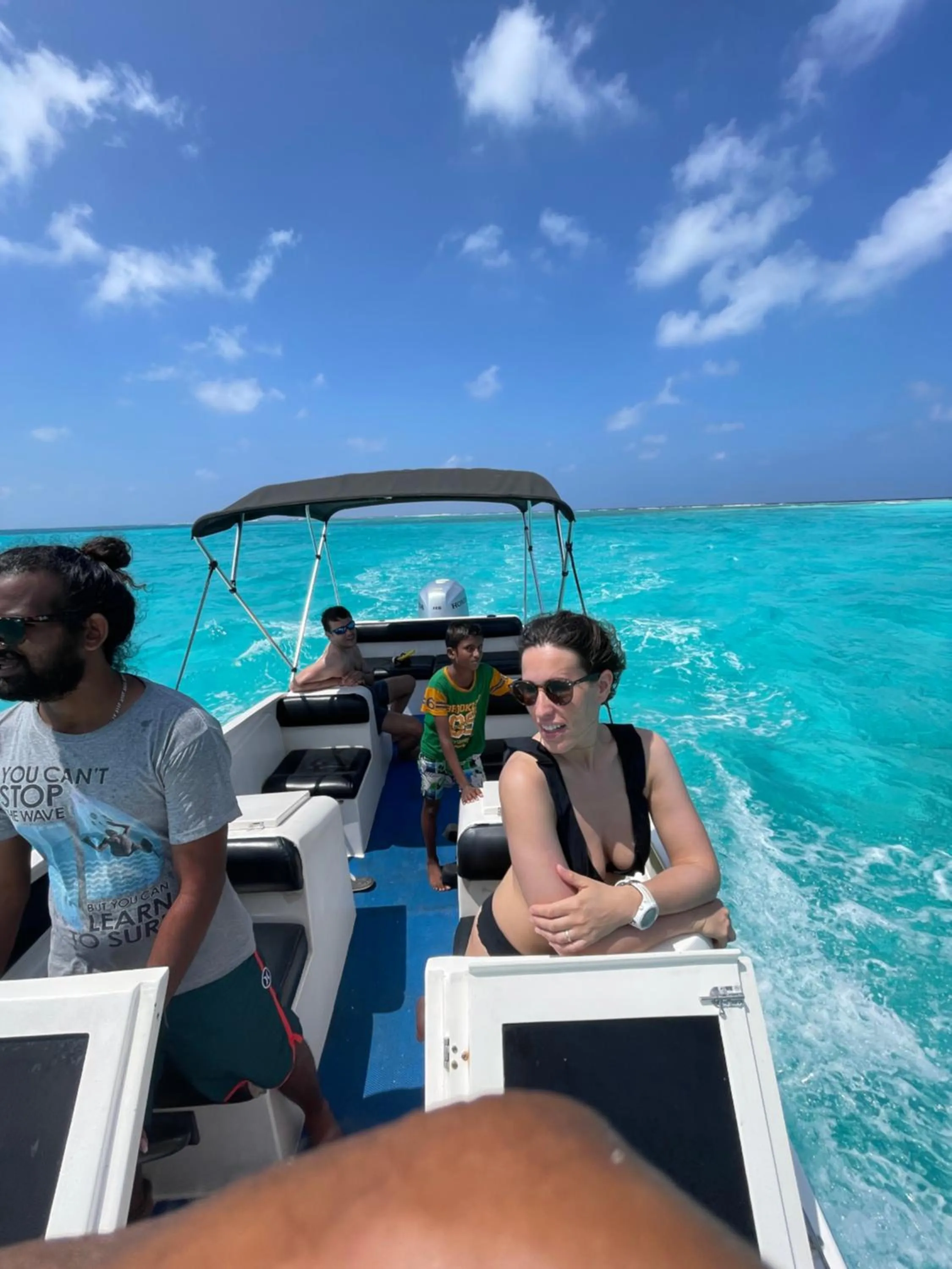 Snorkeling in Mandhoo Inn