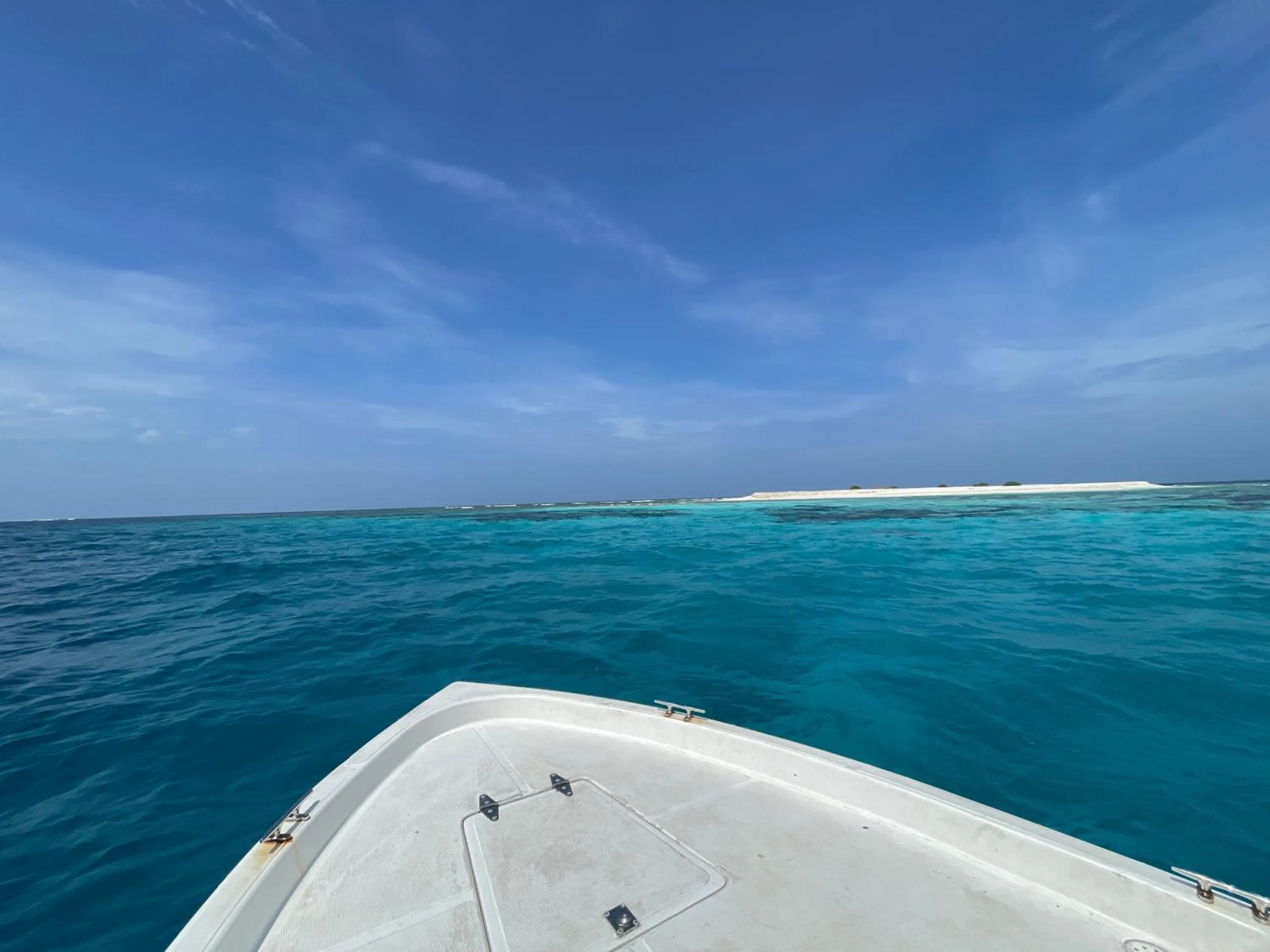 Snorkeling in Mandhoo Inn