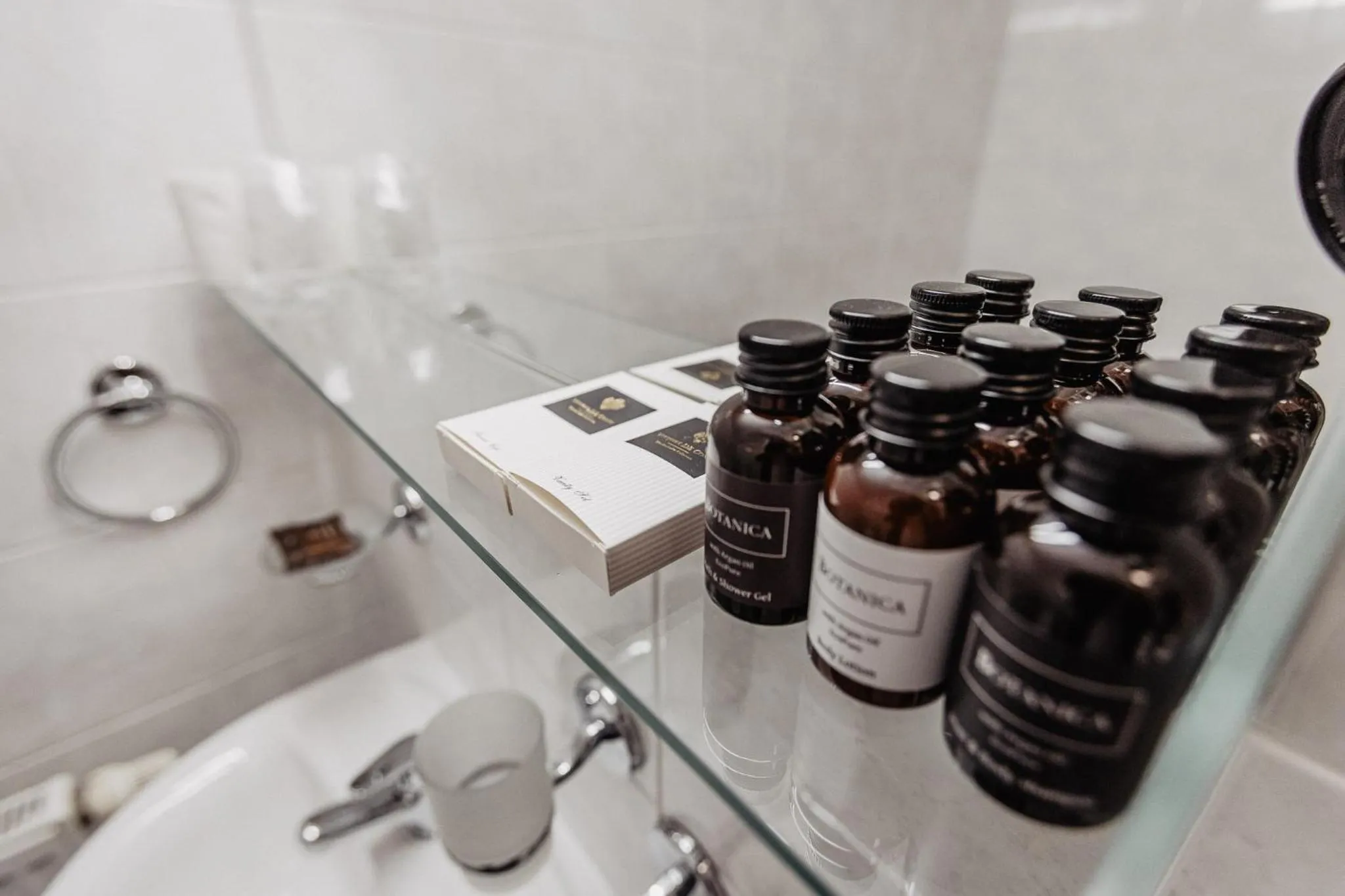 Bathroom in Hotel U Valdické brány