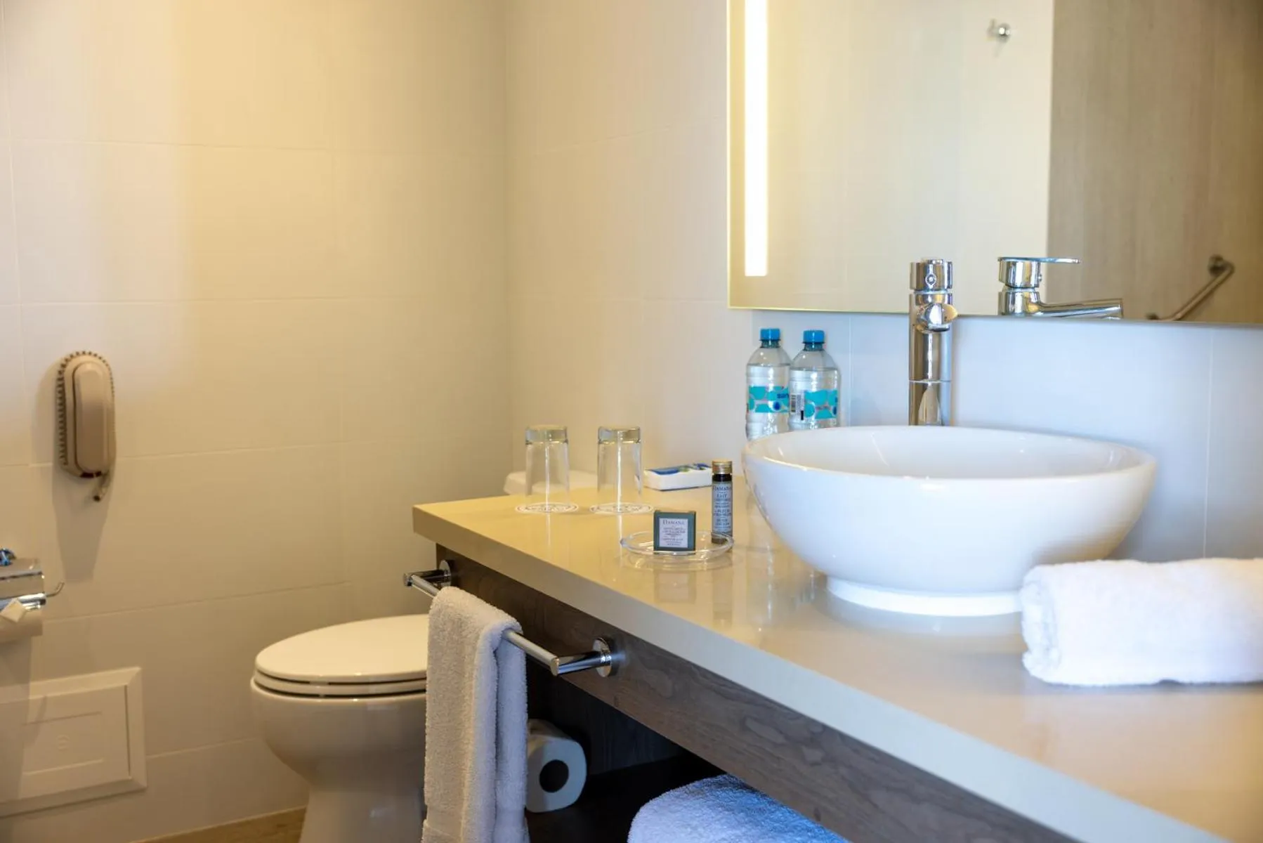 Bathroom in Aranwa Paracas Resort & Spa