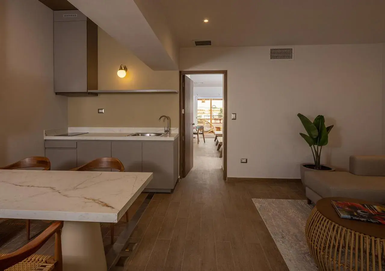 Suite with Two Queen Beds in Aranwa Paracas Resort & Spa Suite with Two Queen Beds in Aranwa Paracas Resort & Spa