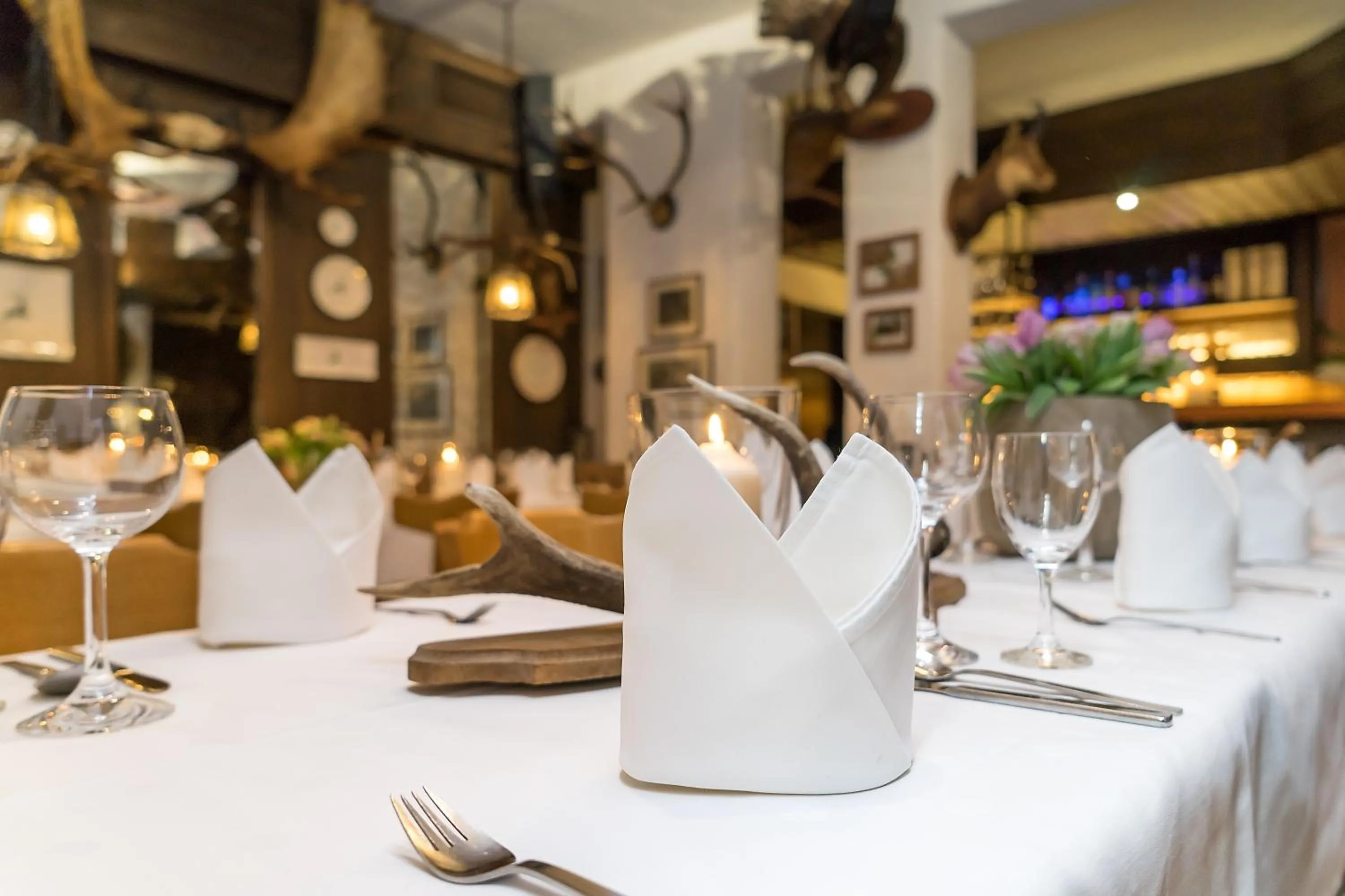 Restaurant/places to eat in Hotel Alpenhof Postillion