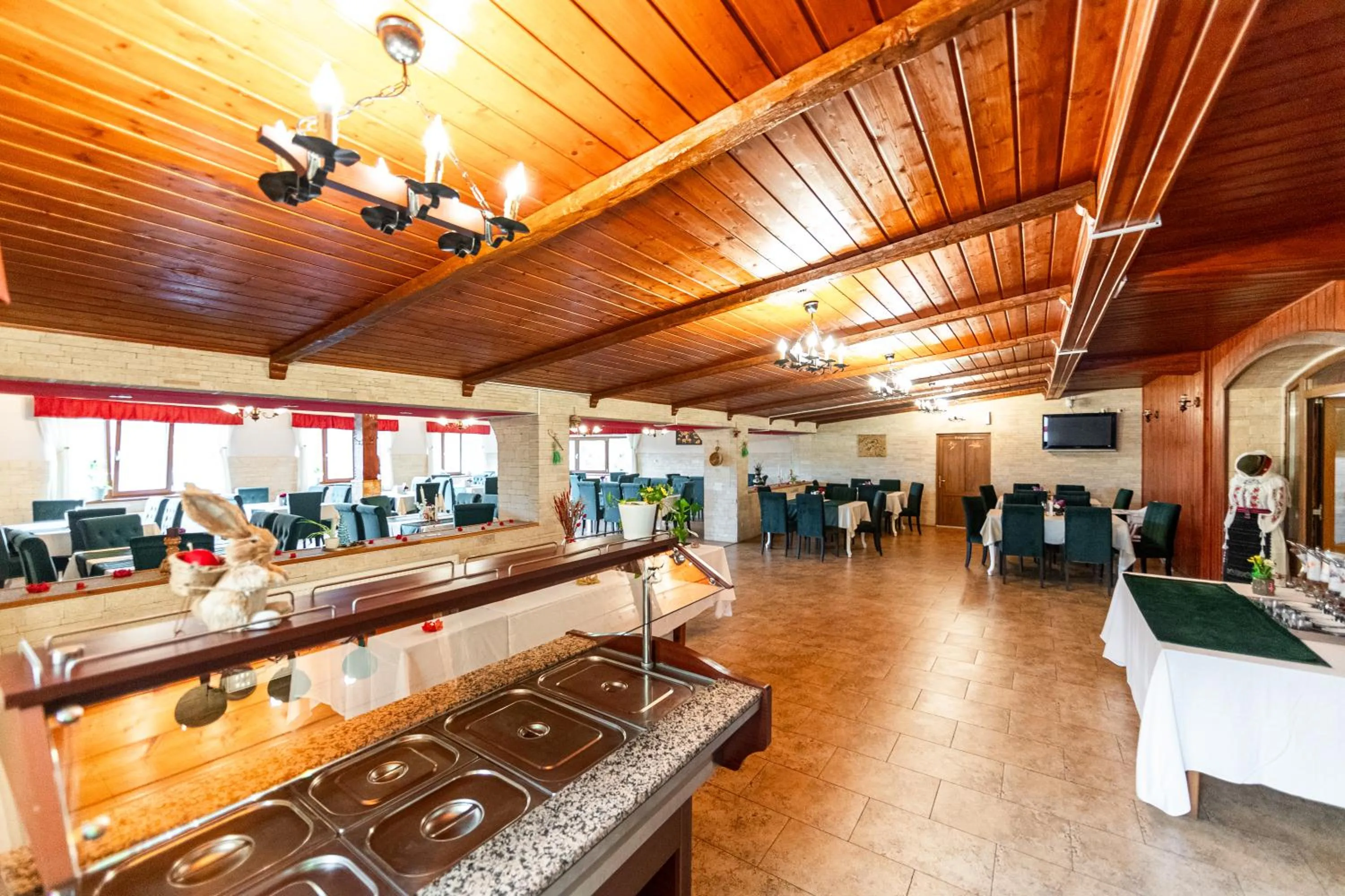 Restaurant/places to eat in Resort EuroPark Fundata