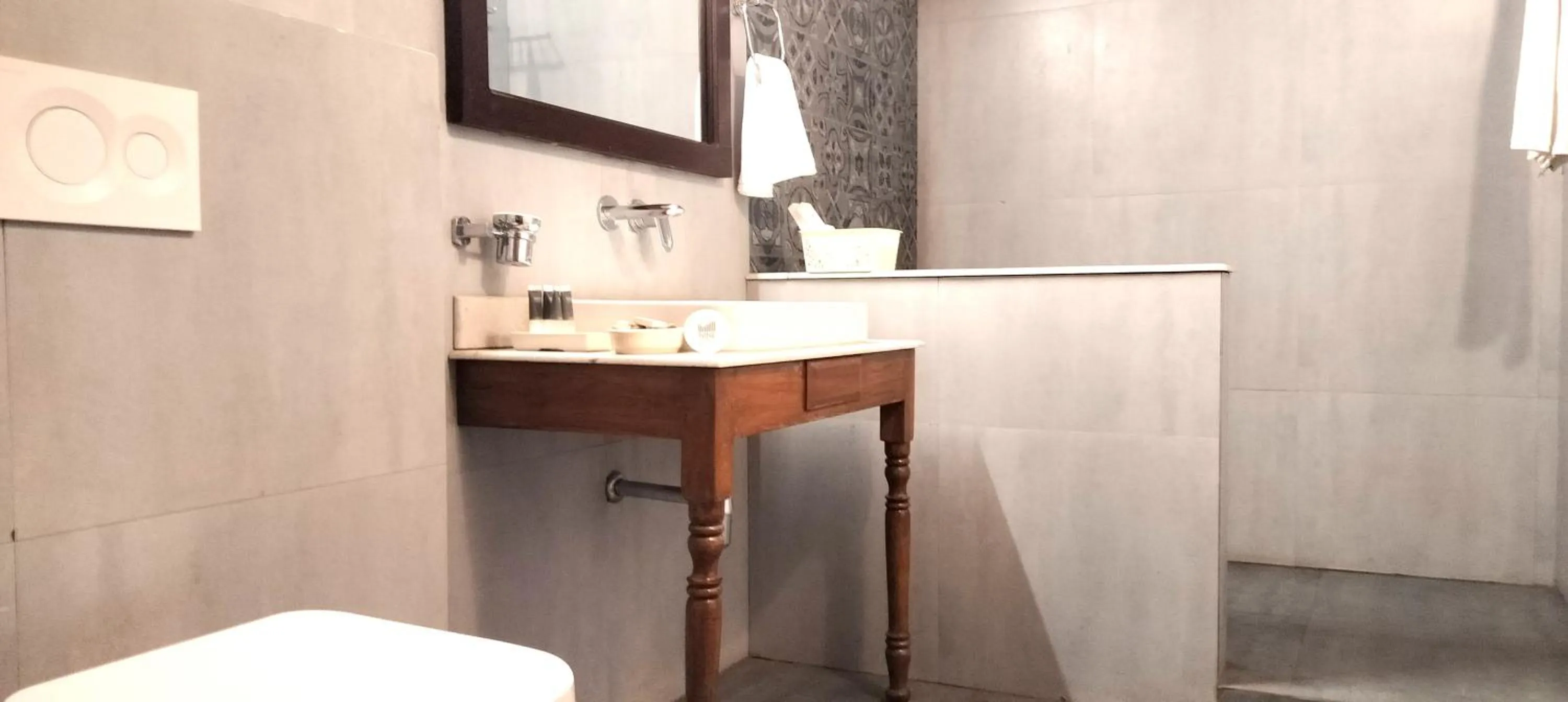 Bathroom in Bhikampur Lodge By Nine Hotels