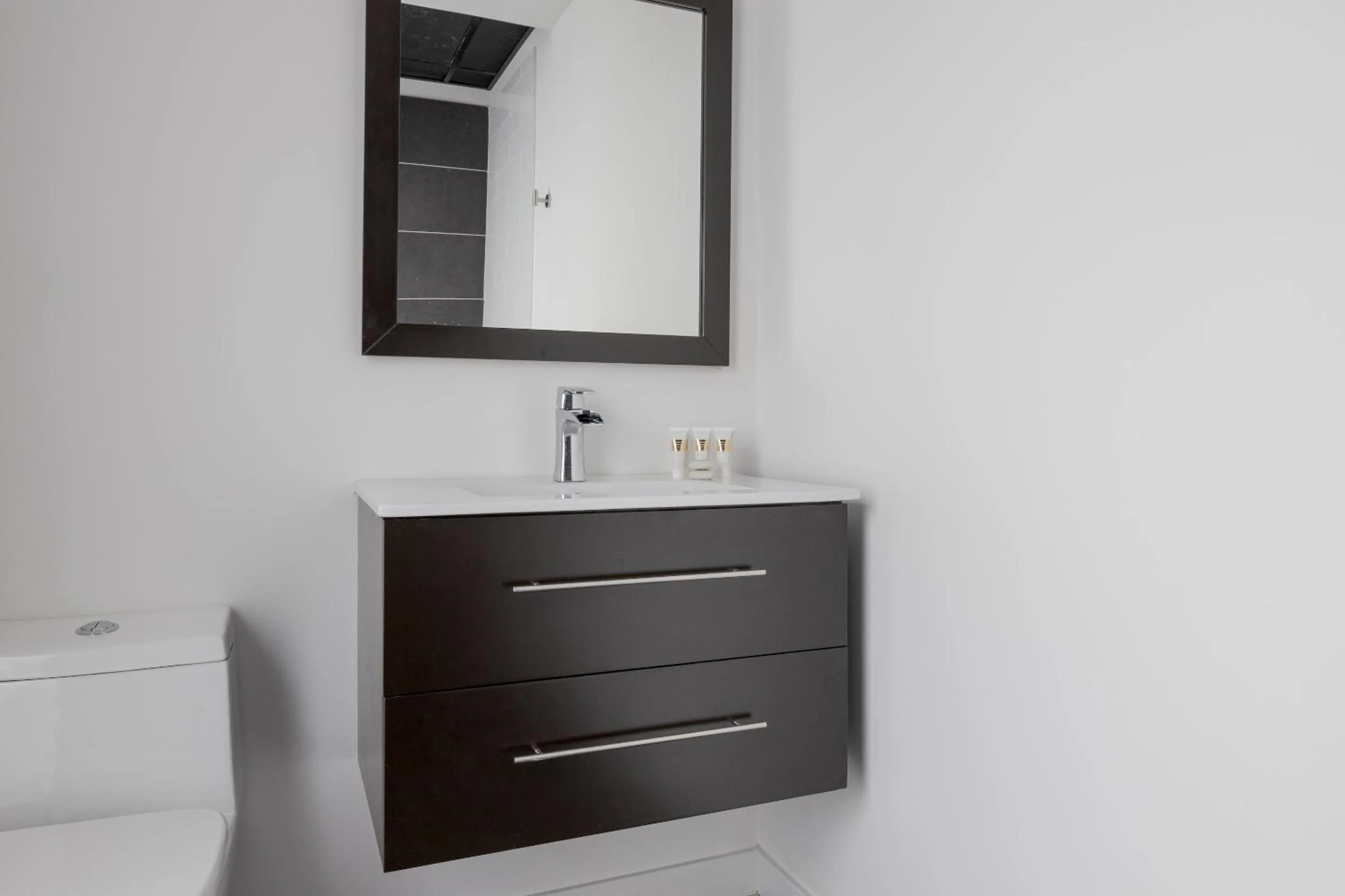 Bathroom in Sonder 655 Lofts