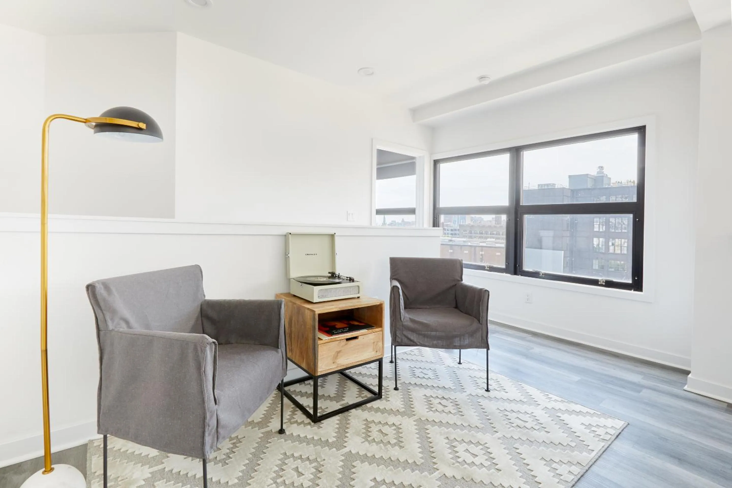 Seating area in Sonder 655 Lofts