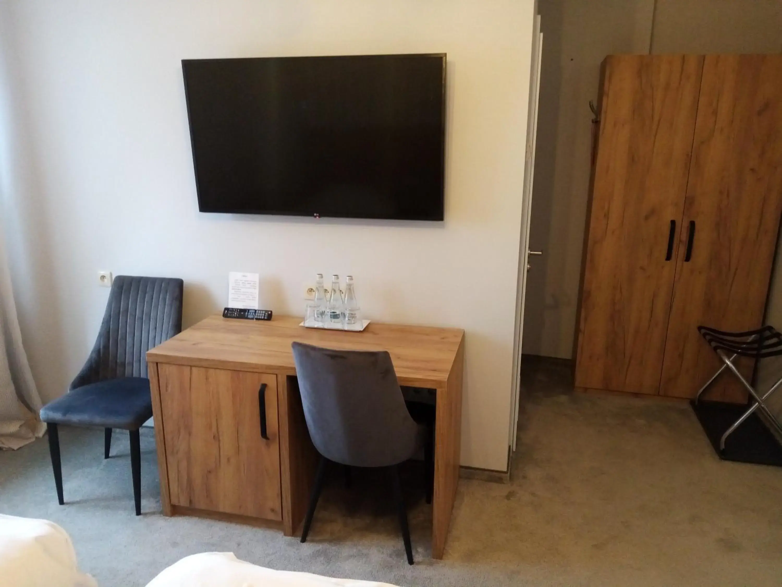 Classic Triple Room - single occupancy in Hotel Onyx Classic Triple Room - single occupancy in Hotel Onyx