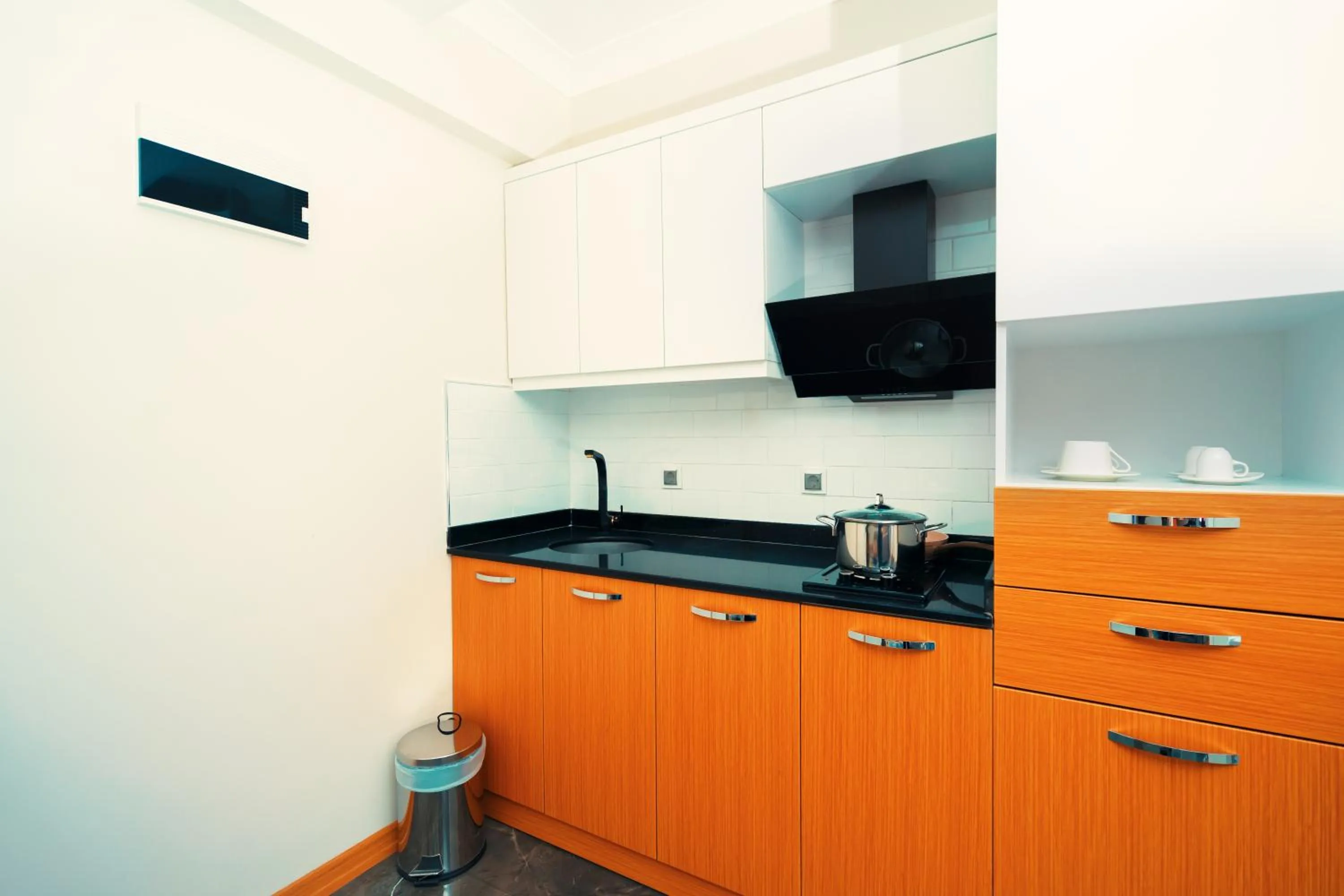 Kitchen or kitchenette in Continent Luxury Suites Sakarya