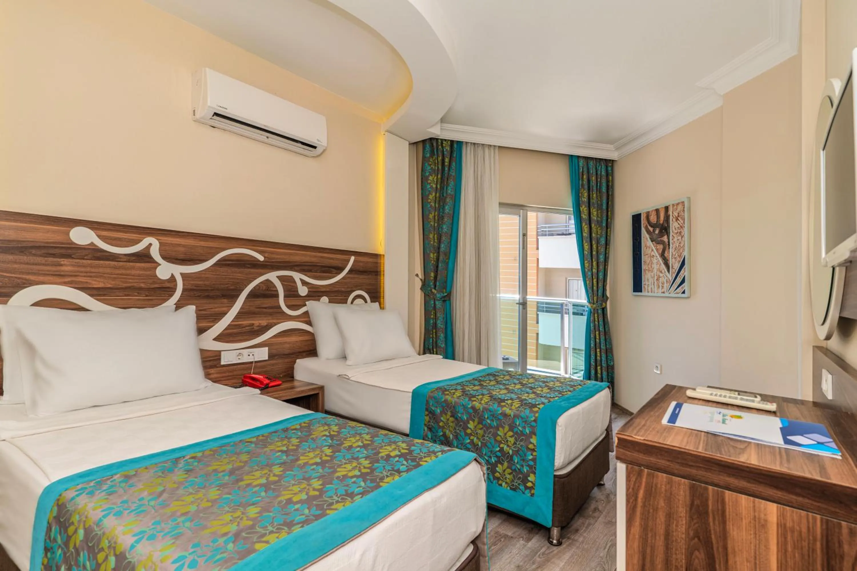 Bedroom, Bed in Kleopatra blue hawai hotel