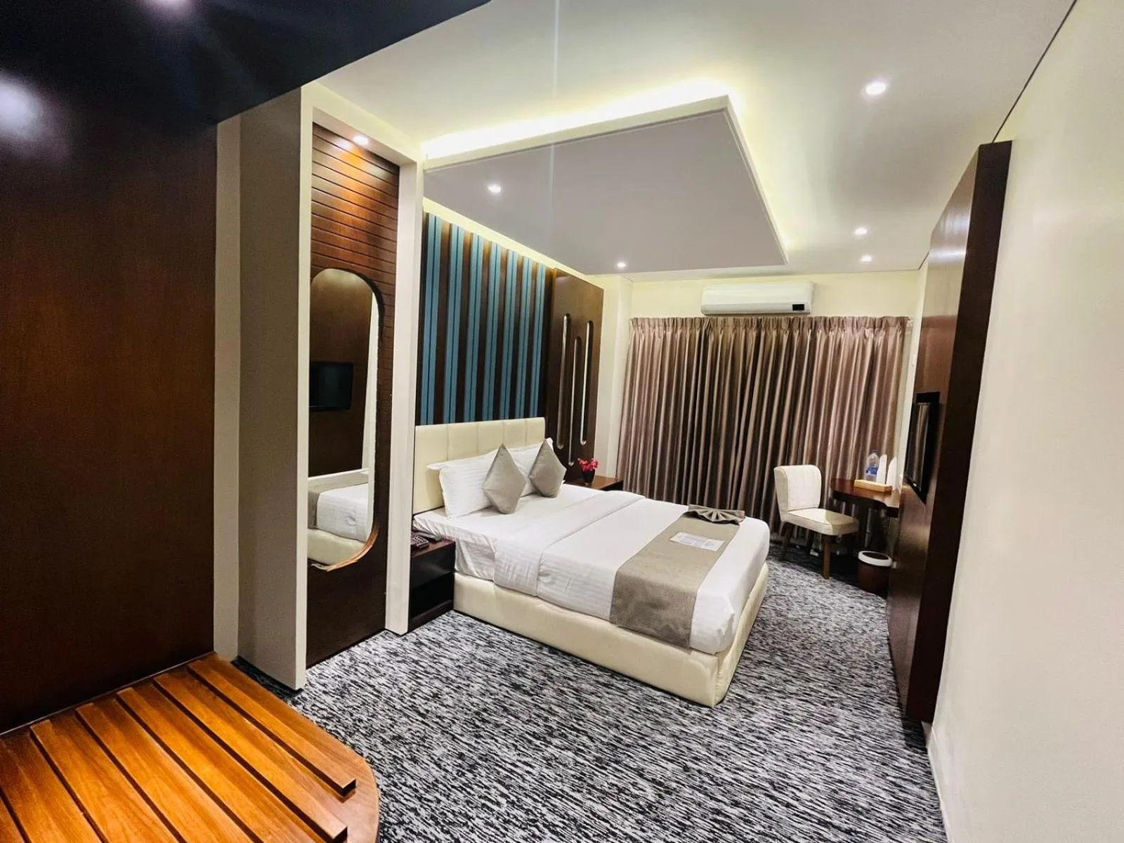 Bed in Richmond Hotel Sylhet