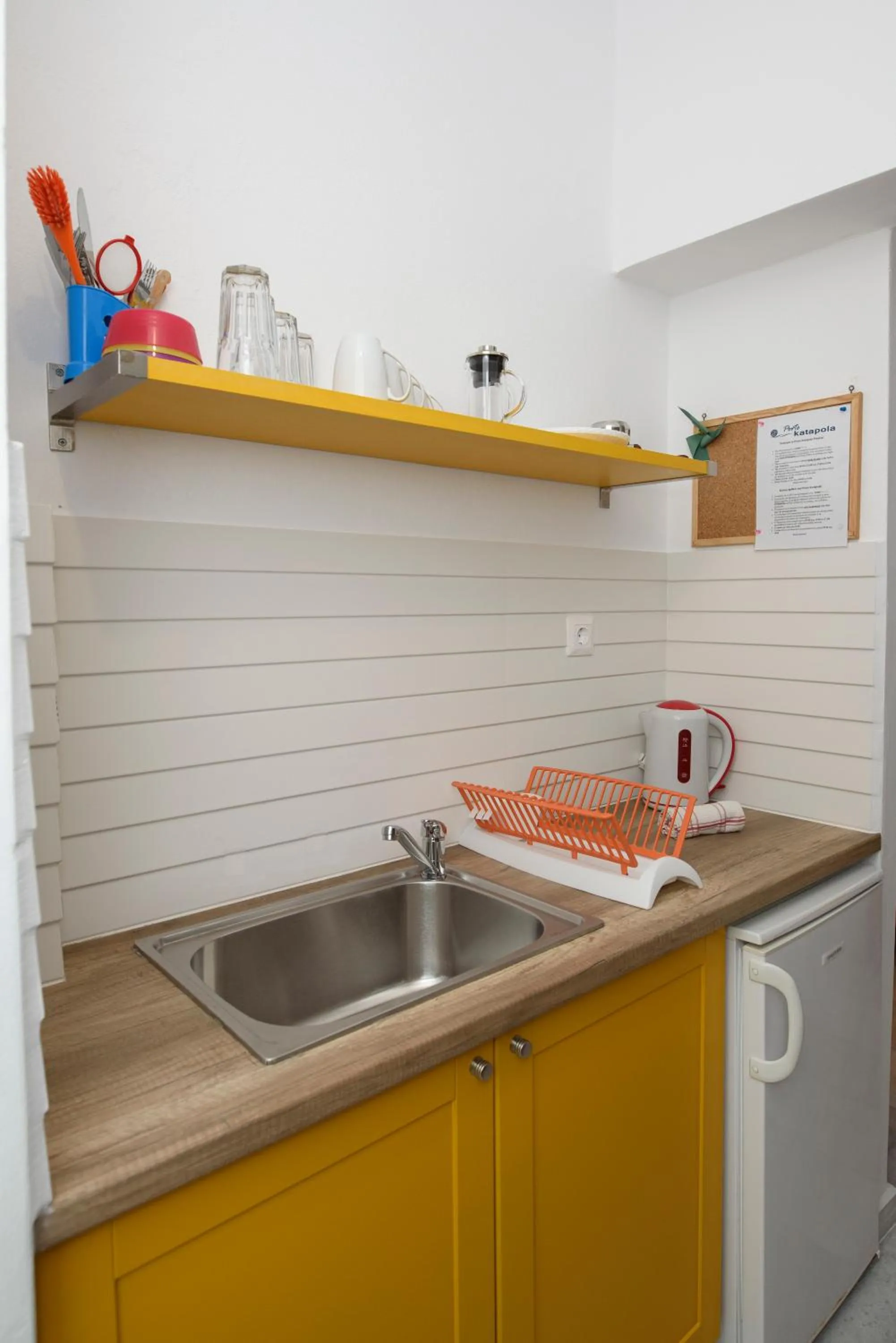 Coffee/tea facilities in Porto Katapola Pension