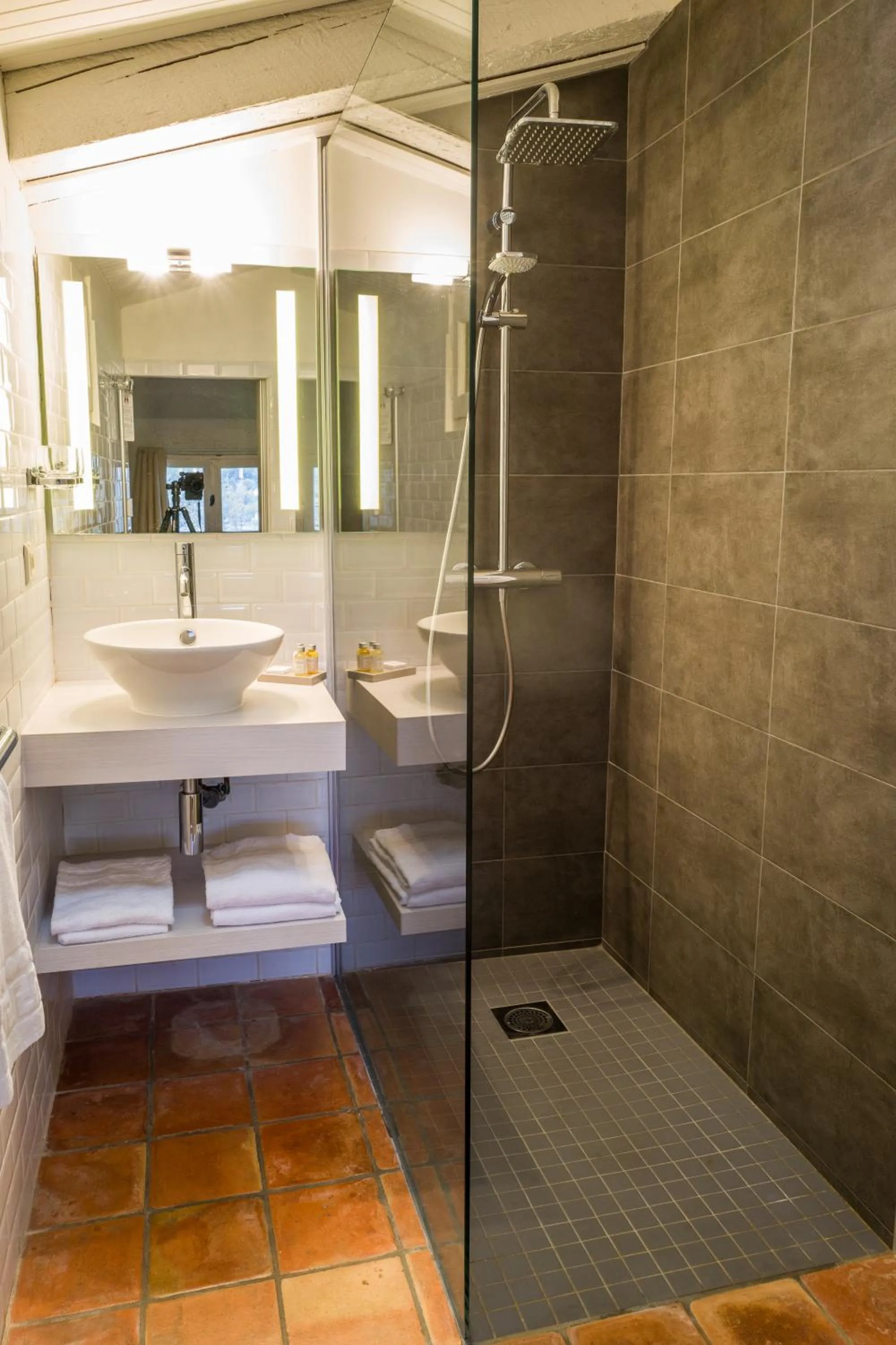 Bathroom in Hotel La Maison des Peyrat