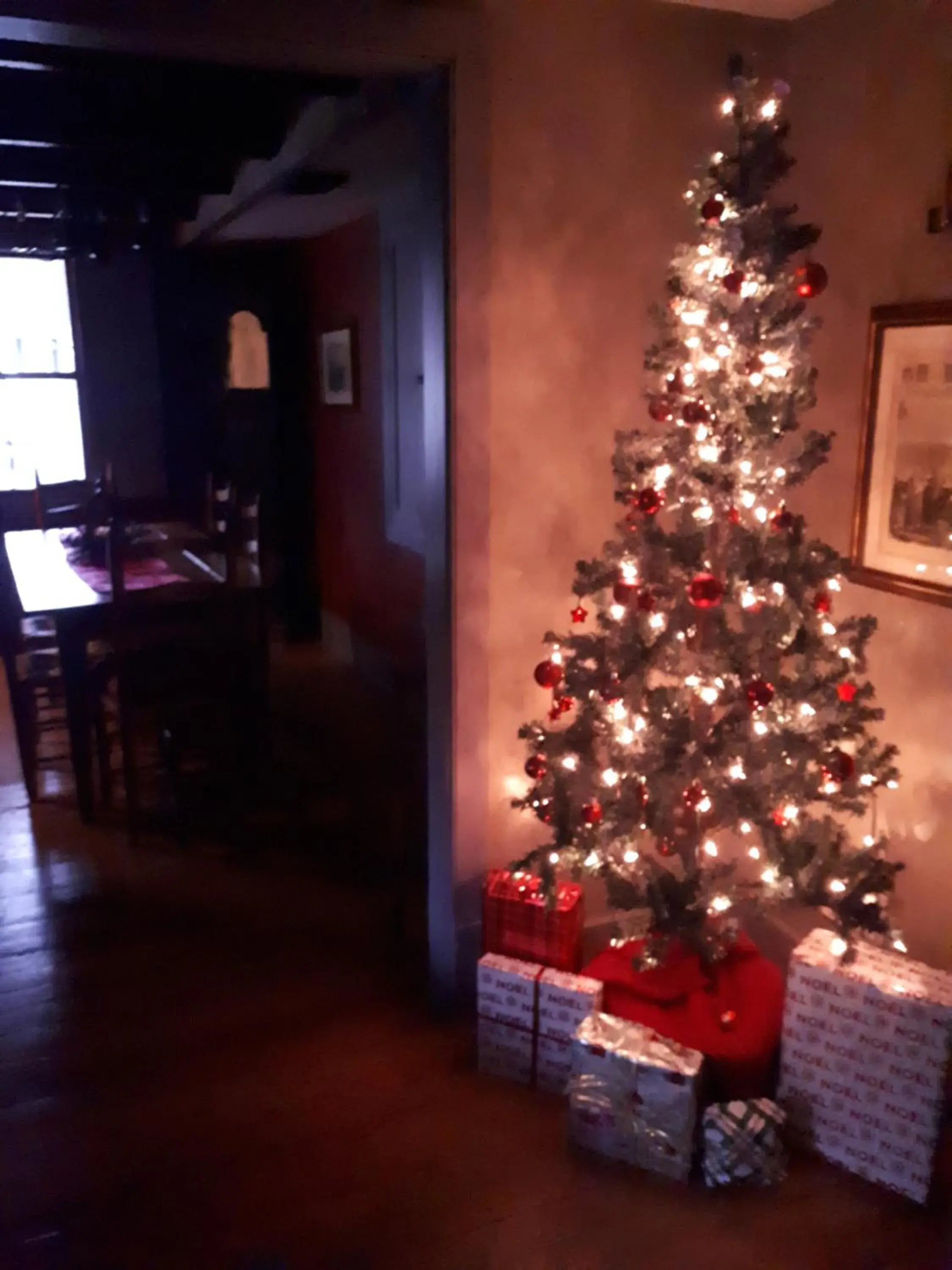 Two-Bedroom House in The Olde Angel Inn Two-Bedroom House in The Olde Angel Inn