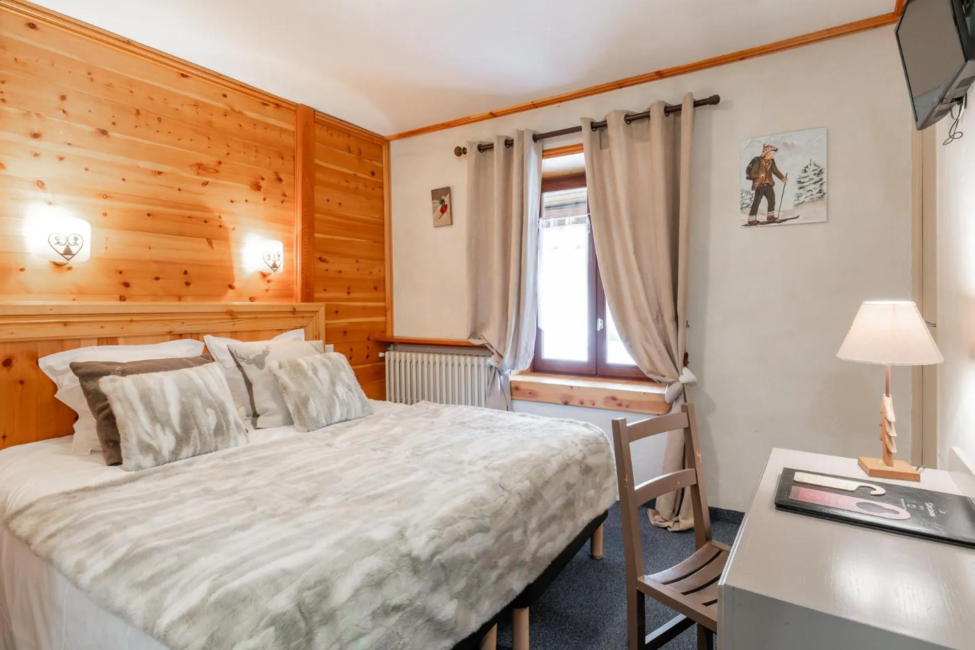 King Room in Logis Hôtel et Spa Le Christiania