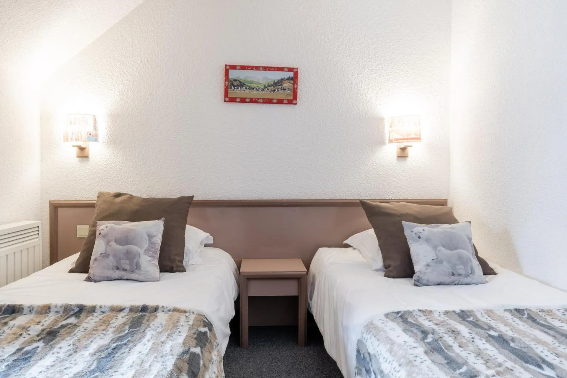 Bed in Logis Hôtel et Spa Le Christiania