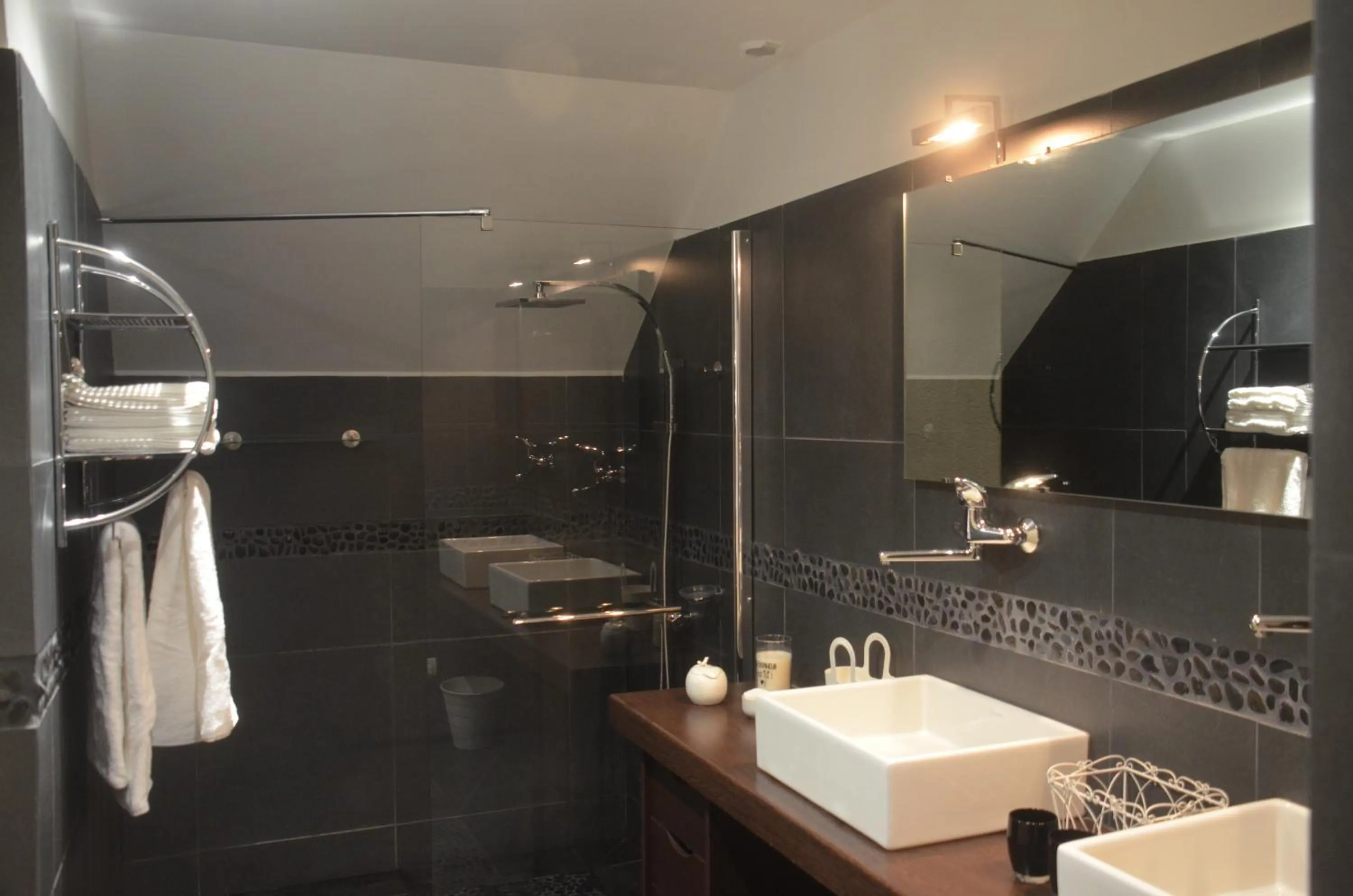 Bathroom in L'ère du temps