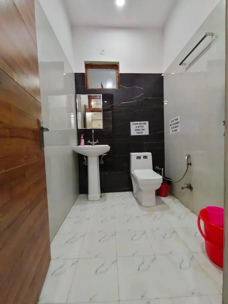 Bathroom in Taj Street Hostel
