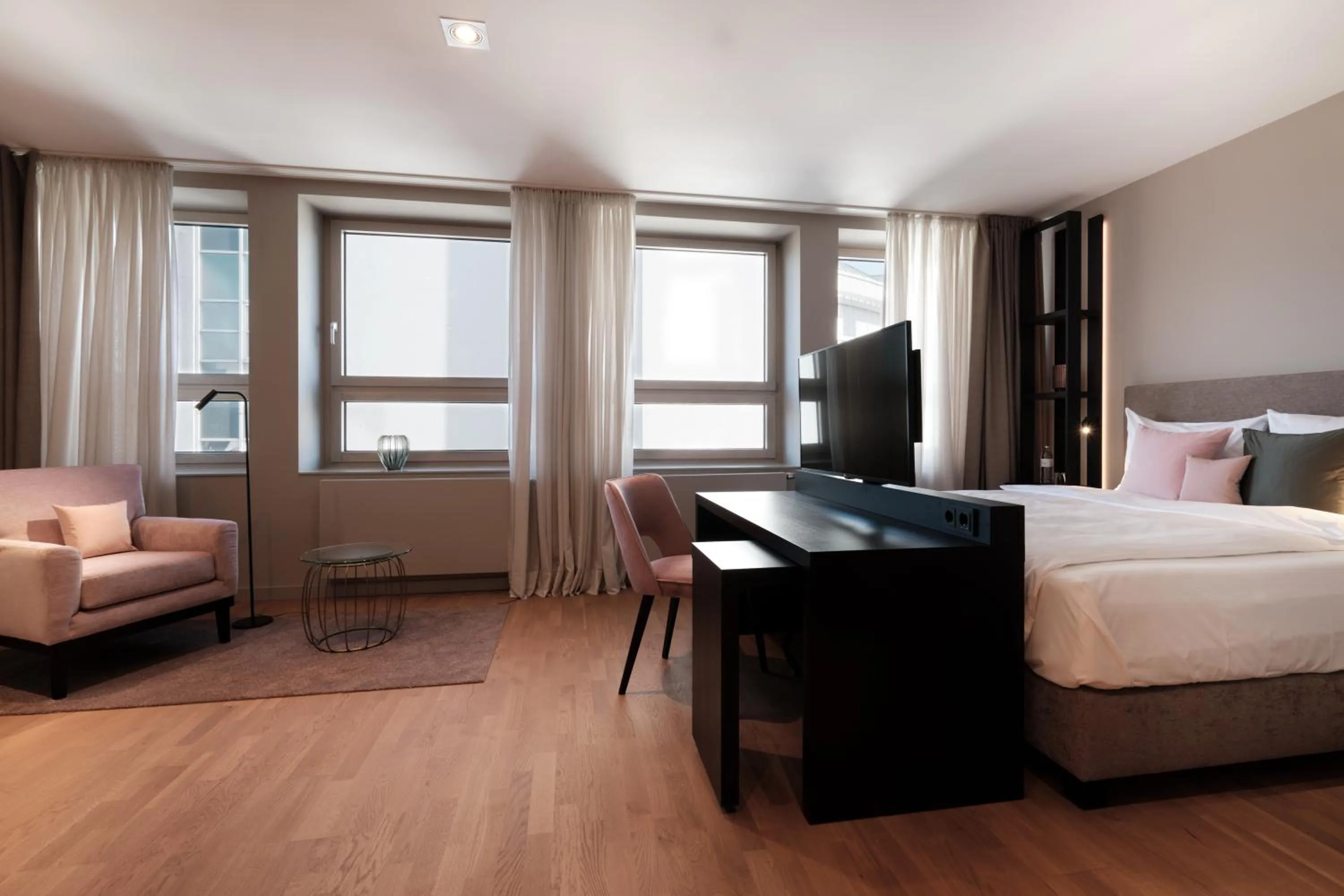 Coffee/tea facilities, Bed in SAXX Hotel "Am Theater Karree"