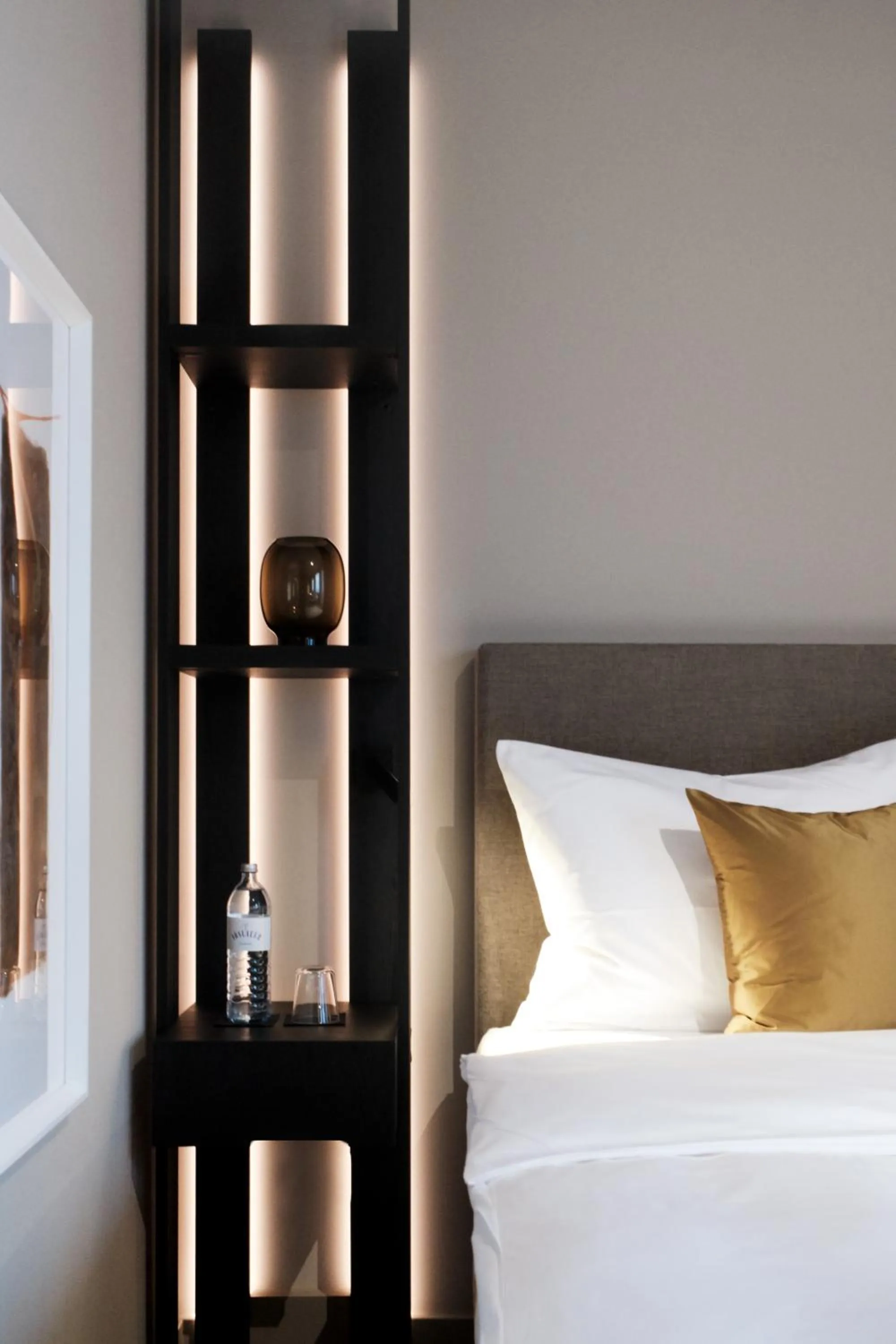 Bedroom, Bed in SAXX Hotel "Am Theater Karree"