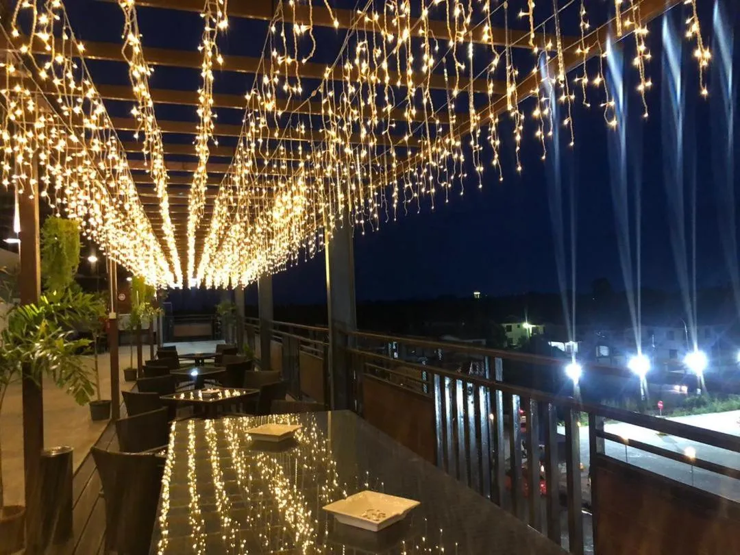 Seating area in Wings Hotel
