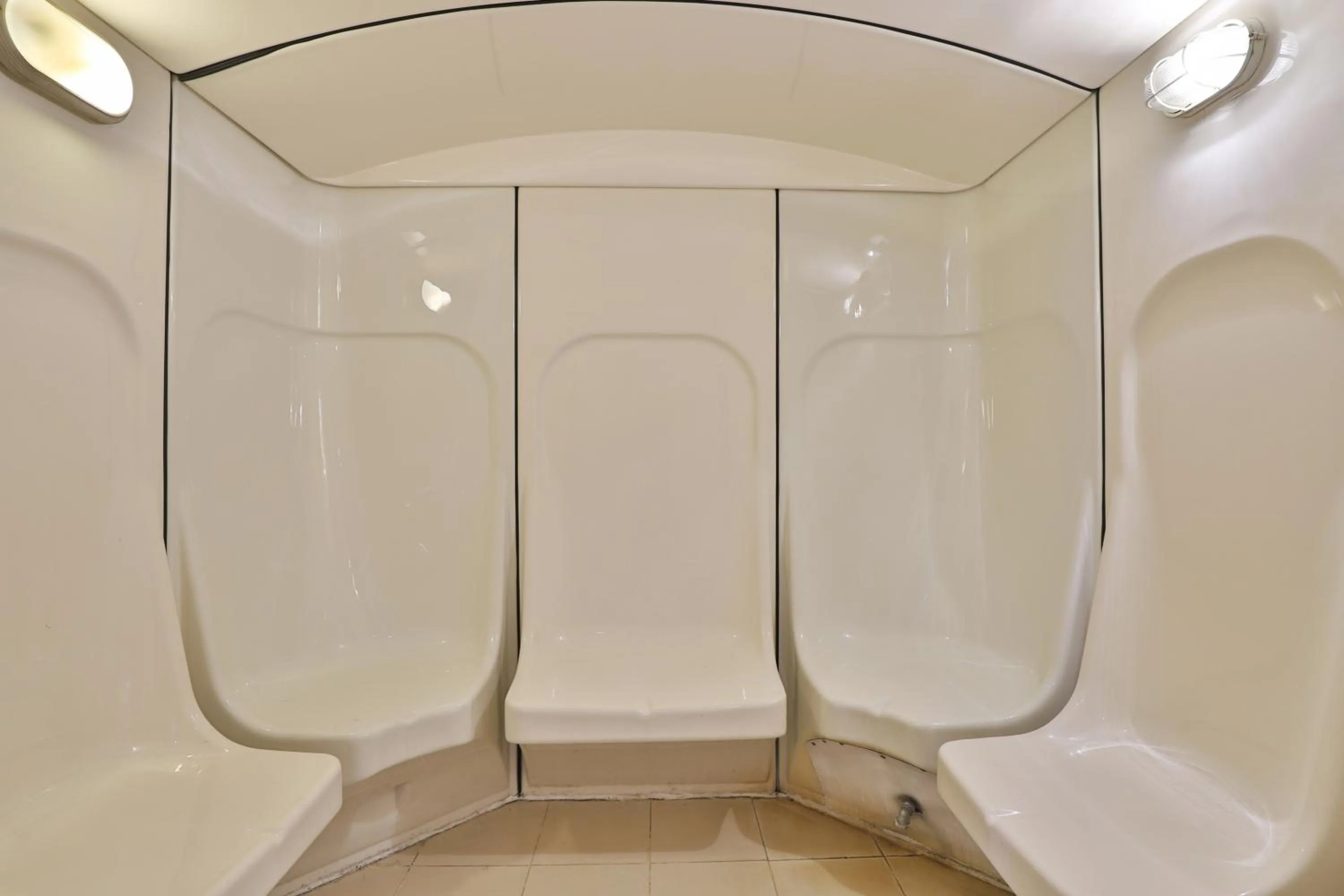 Steam room in Landmark Summit Hotel