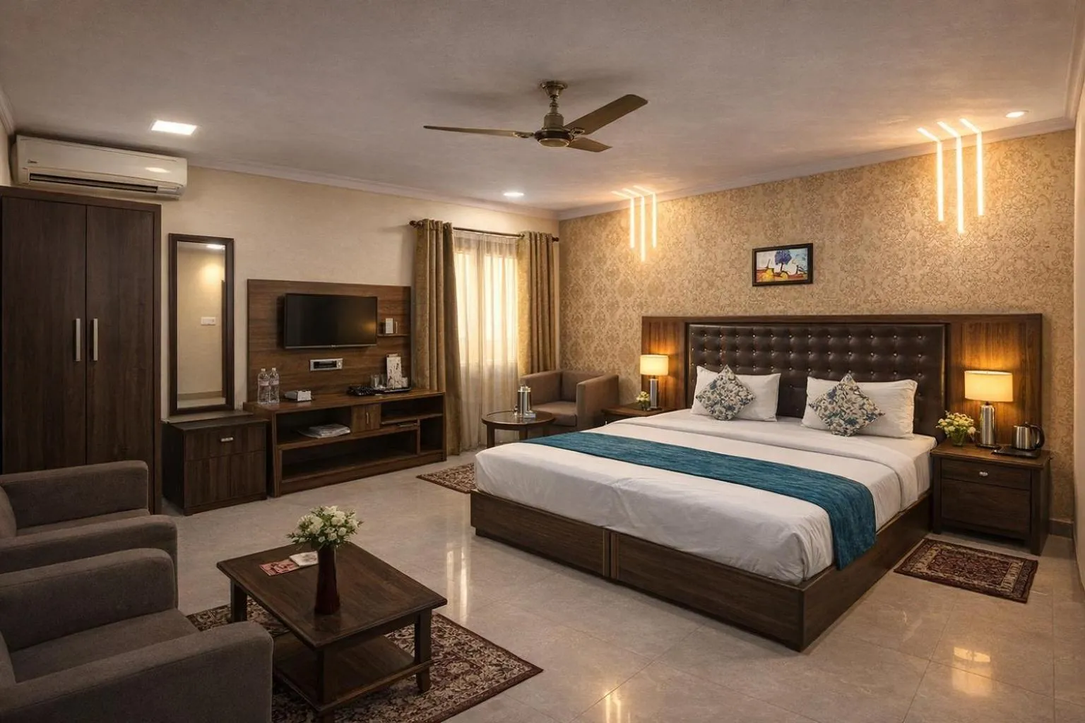 Bed in Hotel Sarweshwary