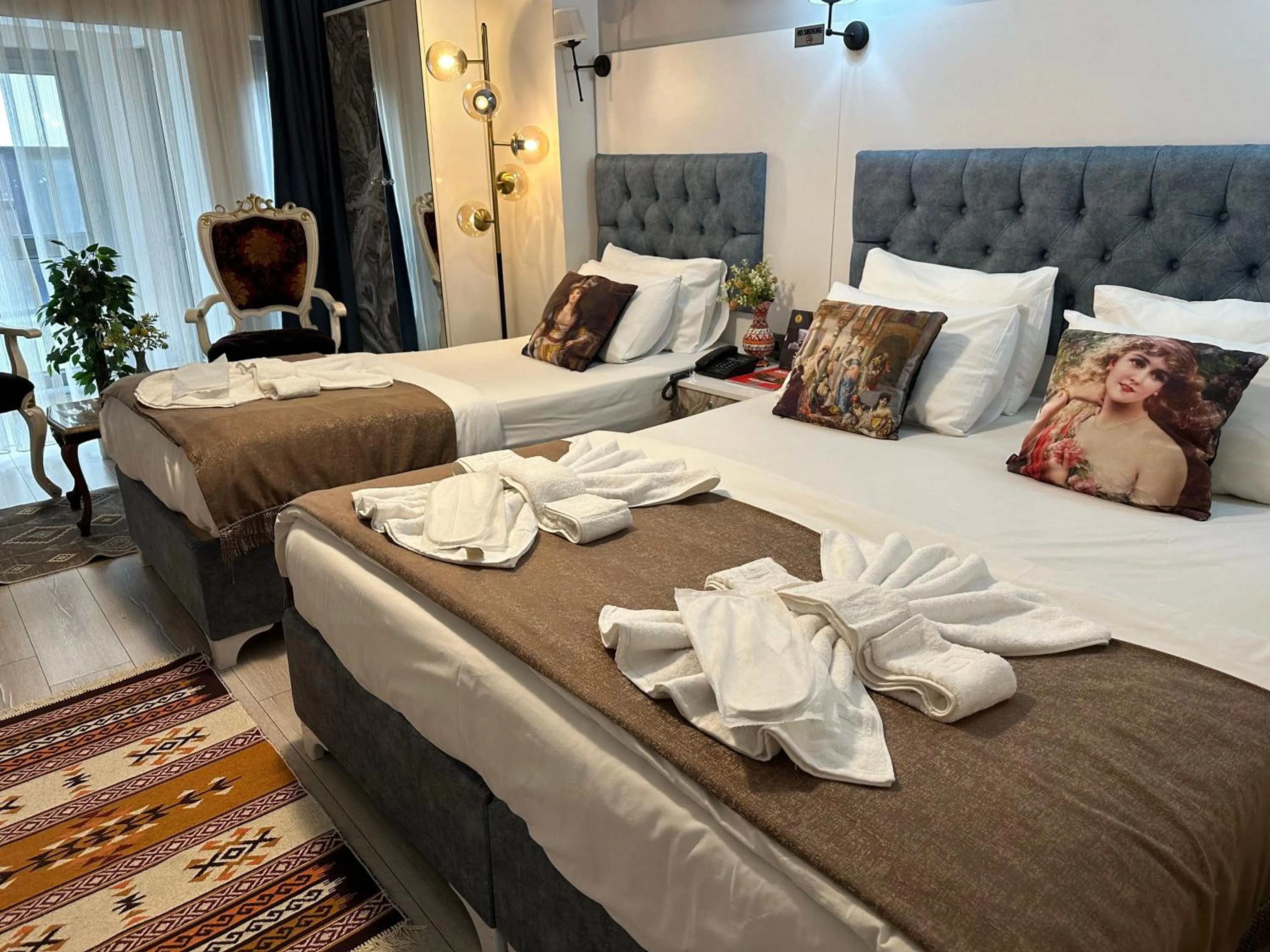 Photo of the whole room, Bed in Galapera Hotel