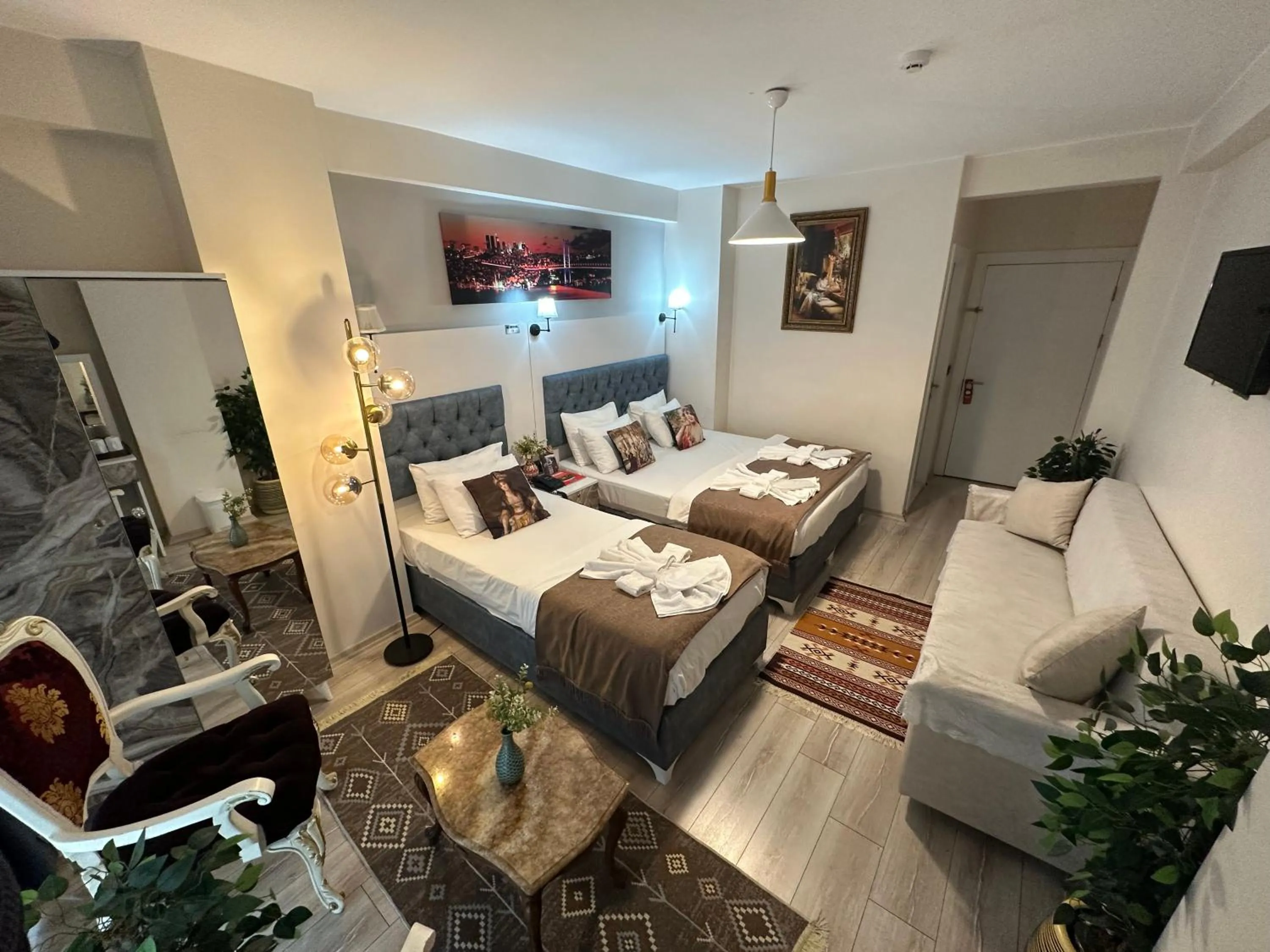 Photo of the whole room, Bed in Galapera Hotel