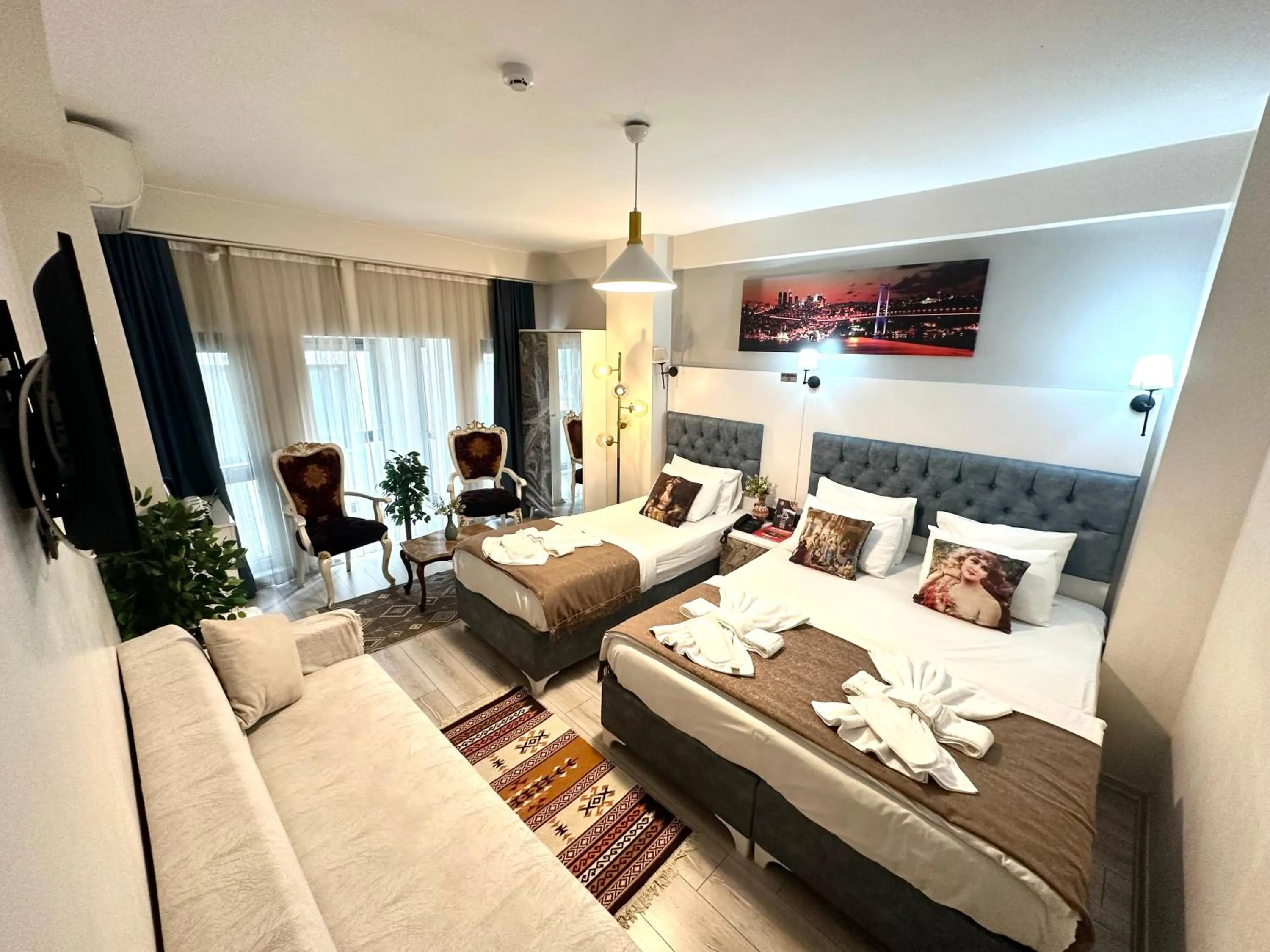 Photo of the whole room, Bed in Galapera Hotel