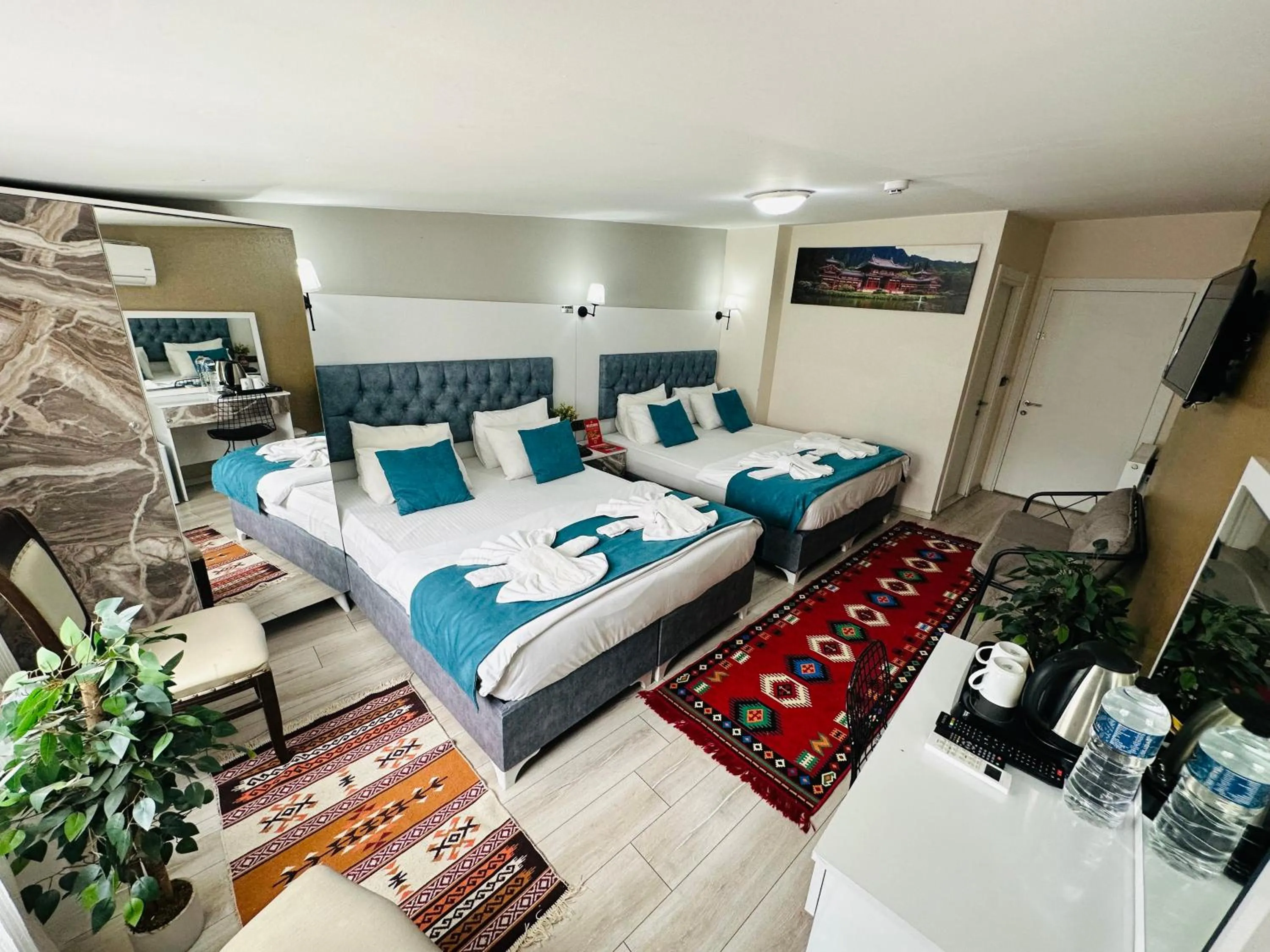 Photo of the whole room, Bed in Galapera Hotel