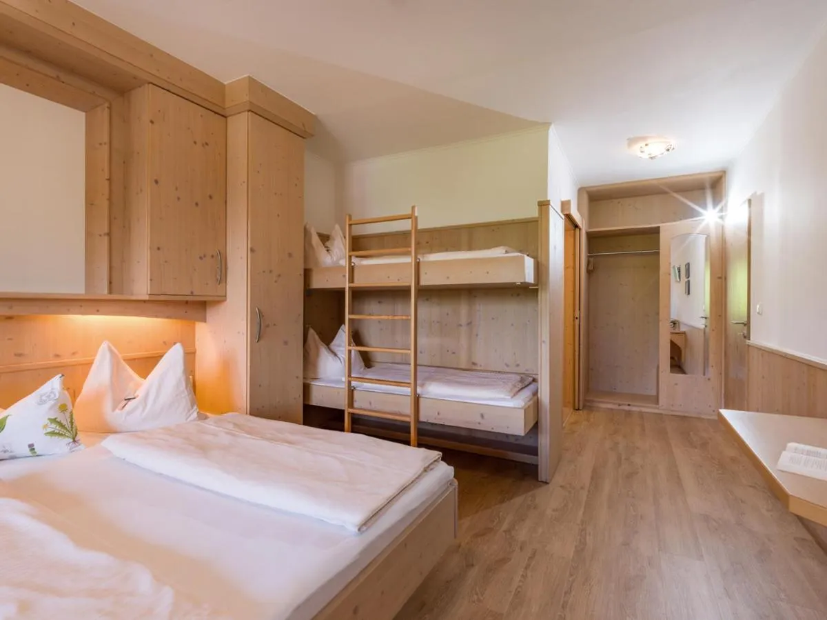 Bedroom, Bed in Aparthotel Brandauerhof