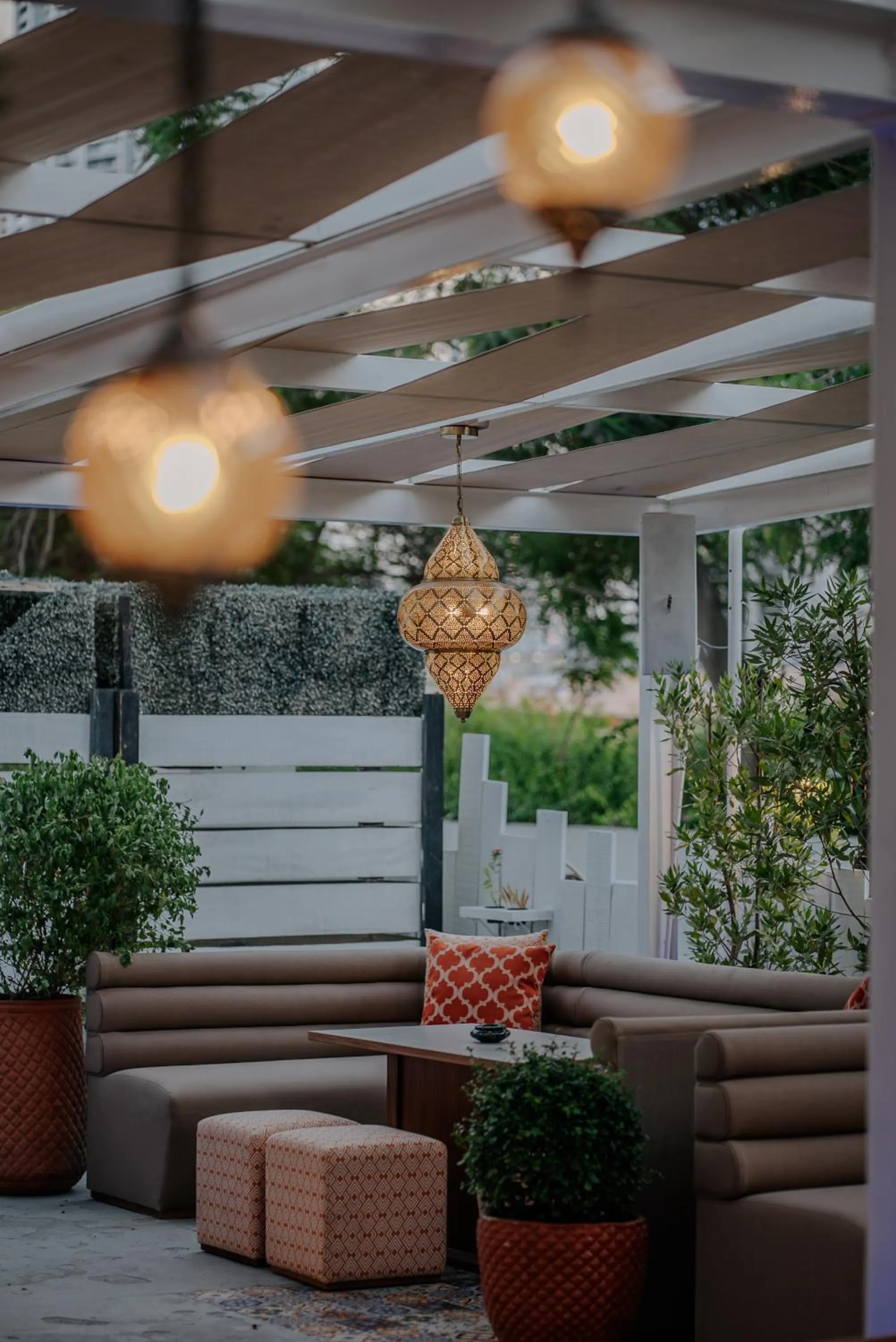 Restaurant/places to eat in Dusit Thani Dubai