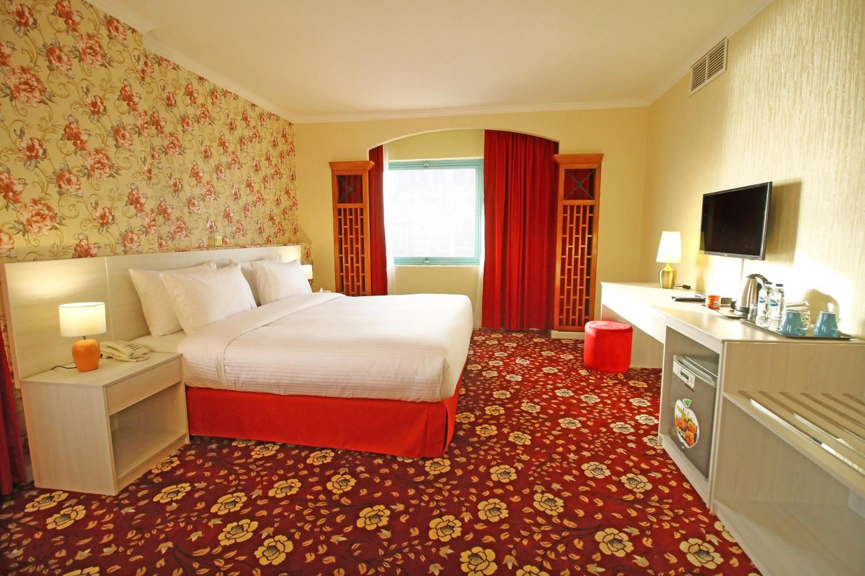 Bed in The George Hotel by Saffron, Dubai Creek