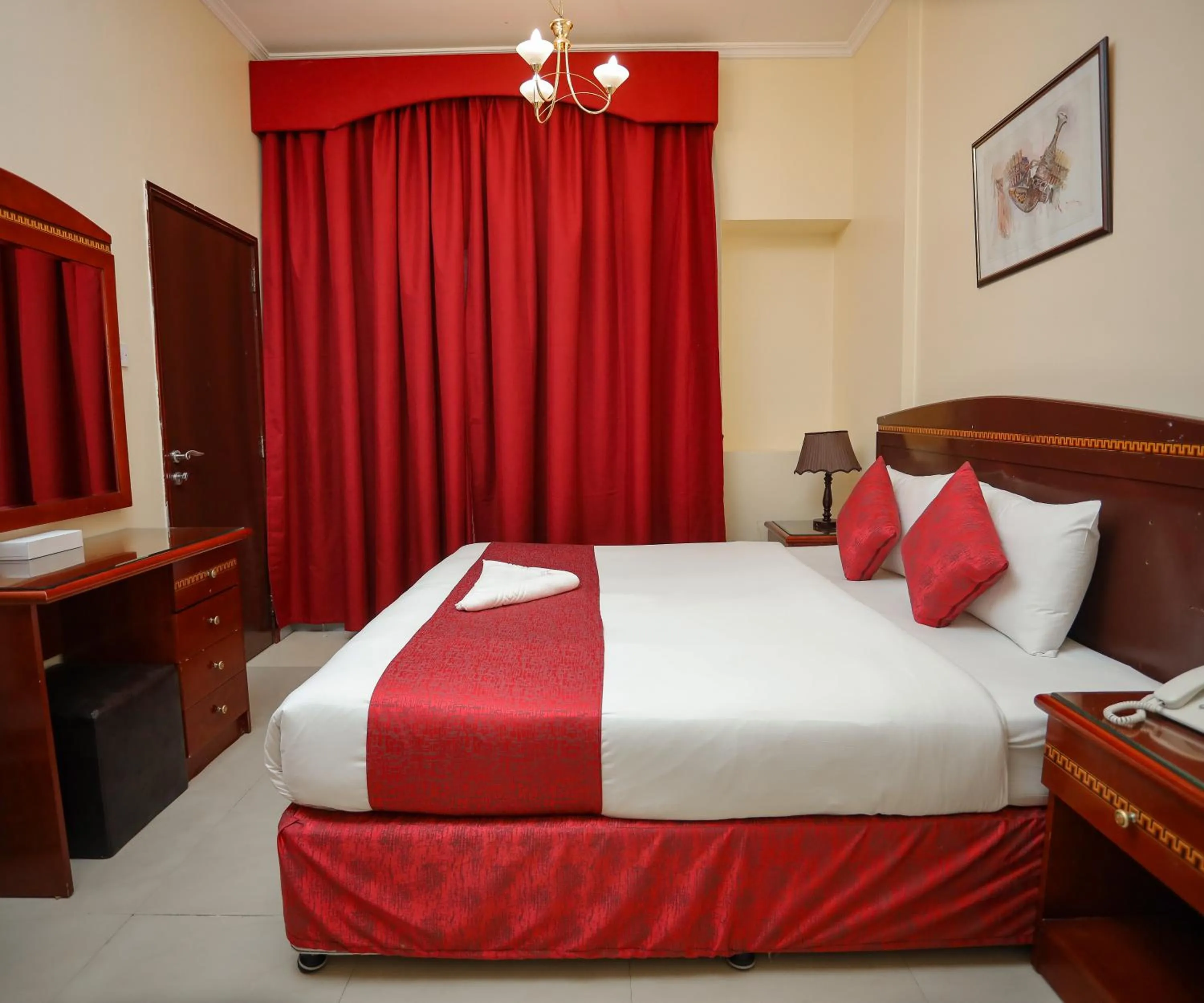 Bedroom, Bed in Al Sharq Hotels Suites