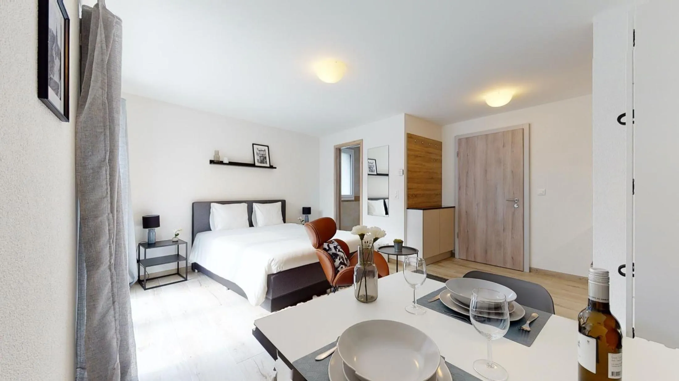 Bedroom, Bed in Nonanteneuf appart hōtel Aigle - contactless check-in