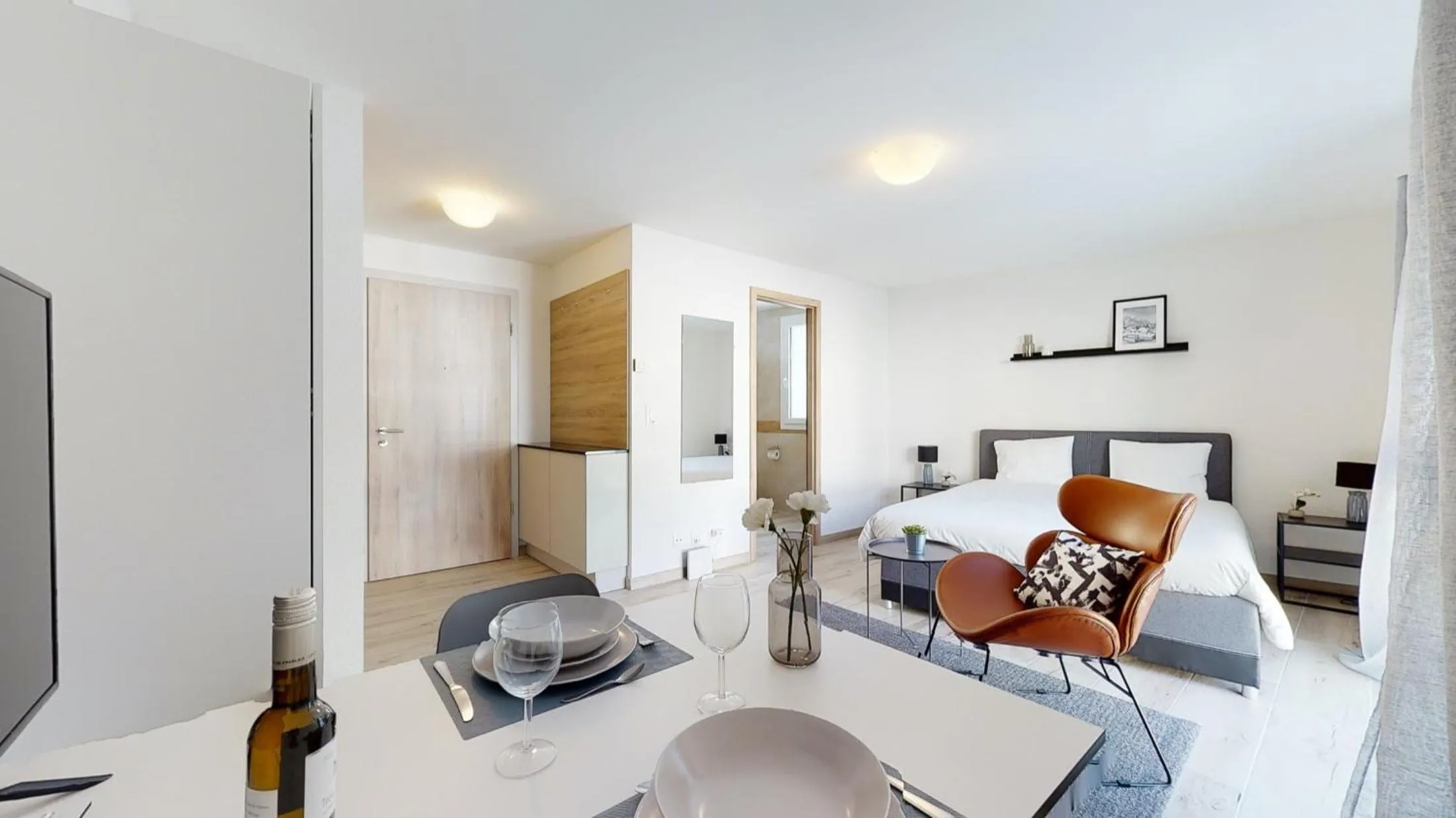 Bedroom, Bed in Nonanteneuf appart hōtel Aigle - contactless check-in