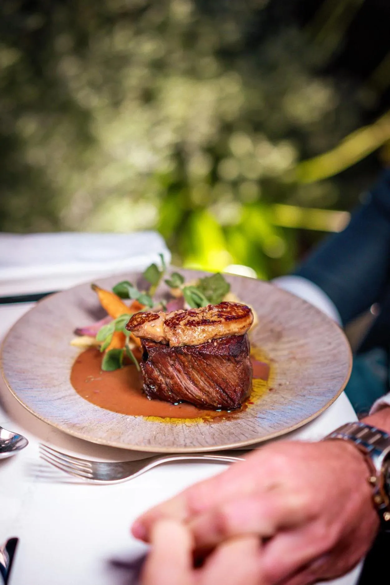 Food and drinks in Eden Rose Grand Hotel BW Premier Collection