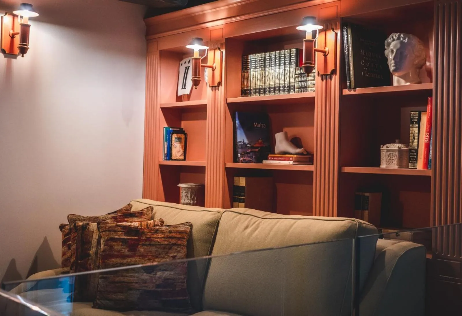 Library in Palazzo Bifora