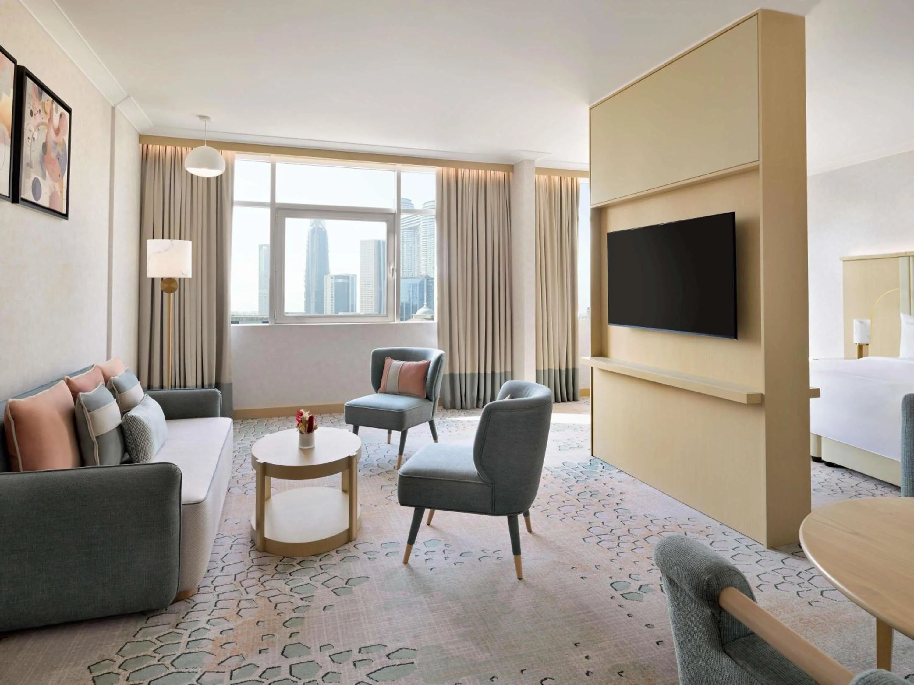 Property building in Swissôtel Al Murooj Dubai