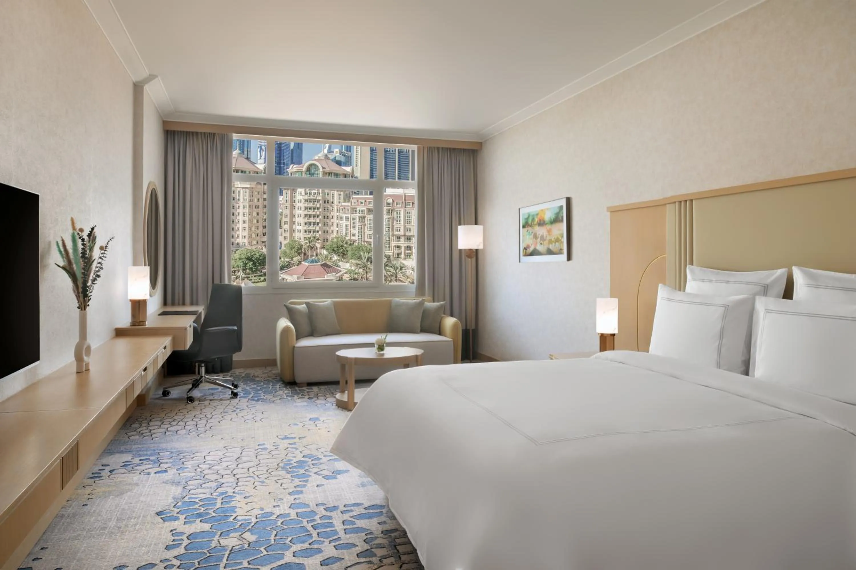 Bedroom, Bed in Swissôtel Al Murooj Dubai