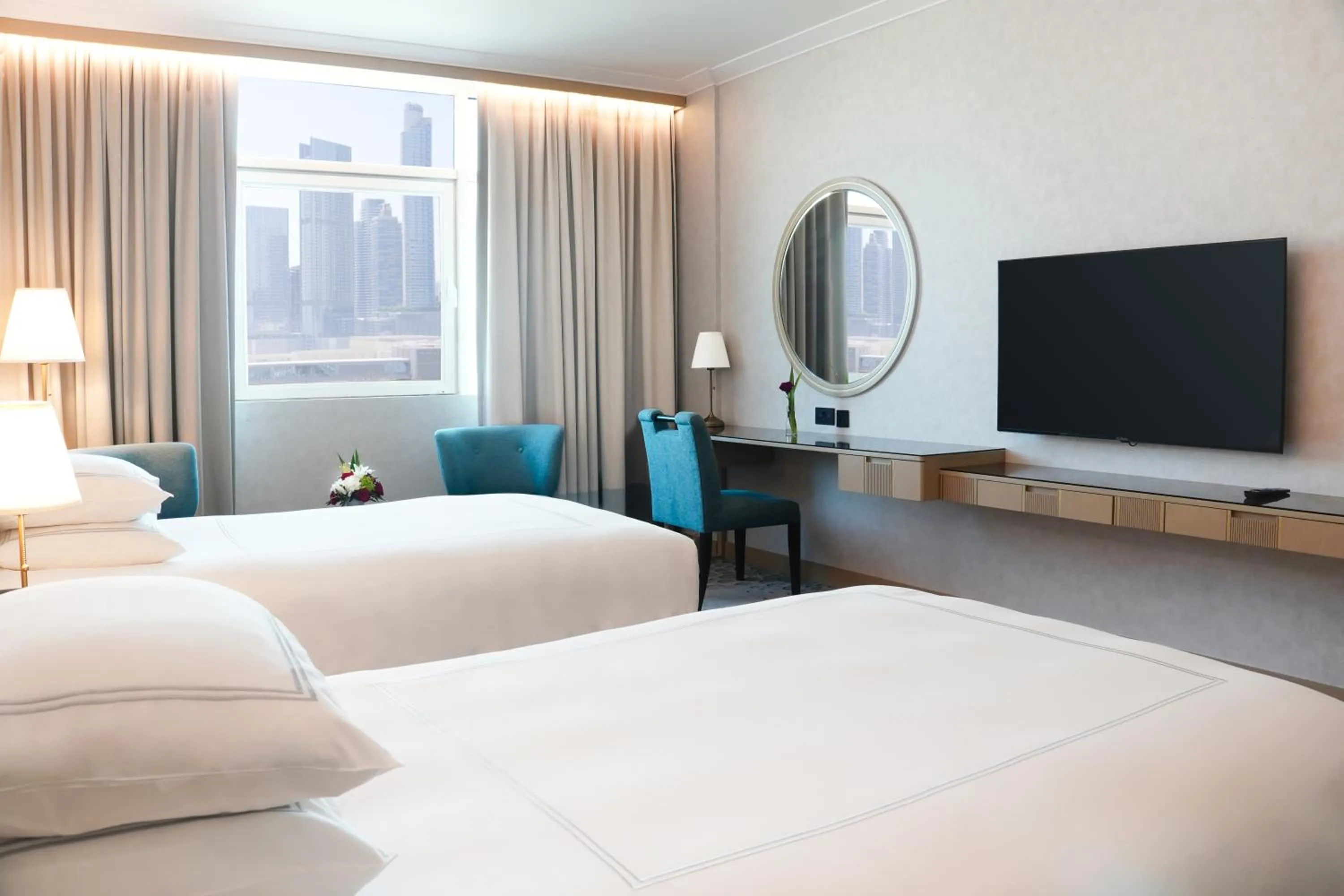 Bed in Swissôtel Al Murooj Dubai