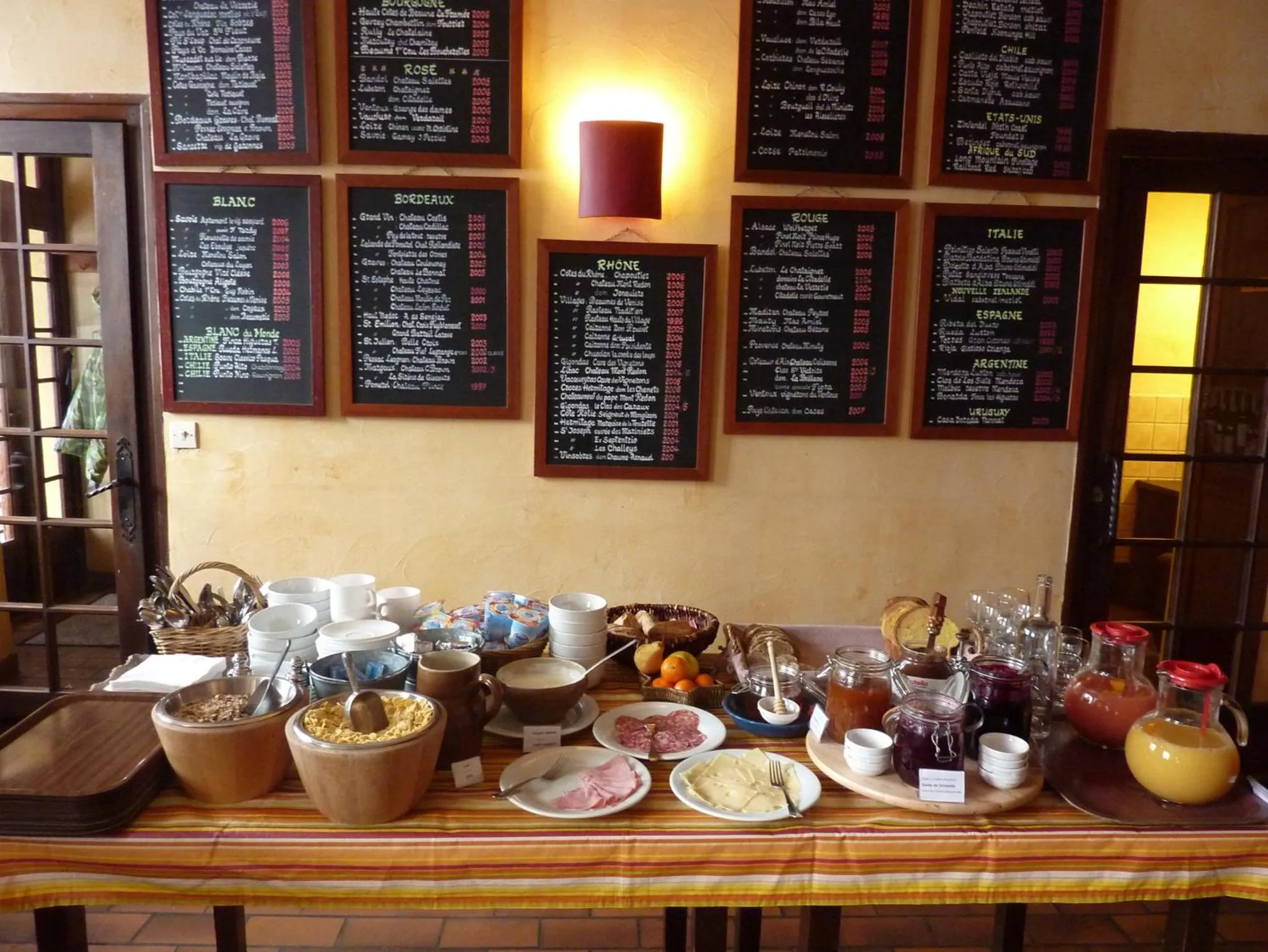 Restaurant/places to eat in Hotel Auberge Edelweiss