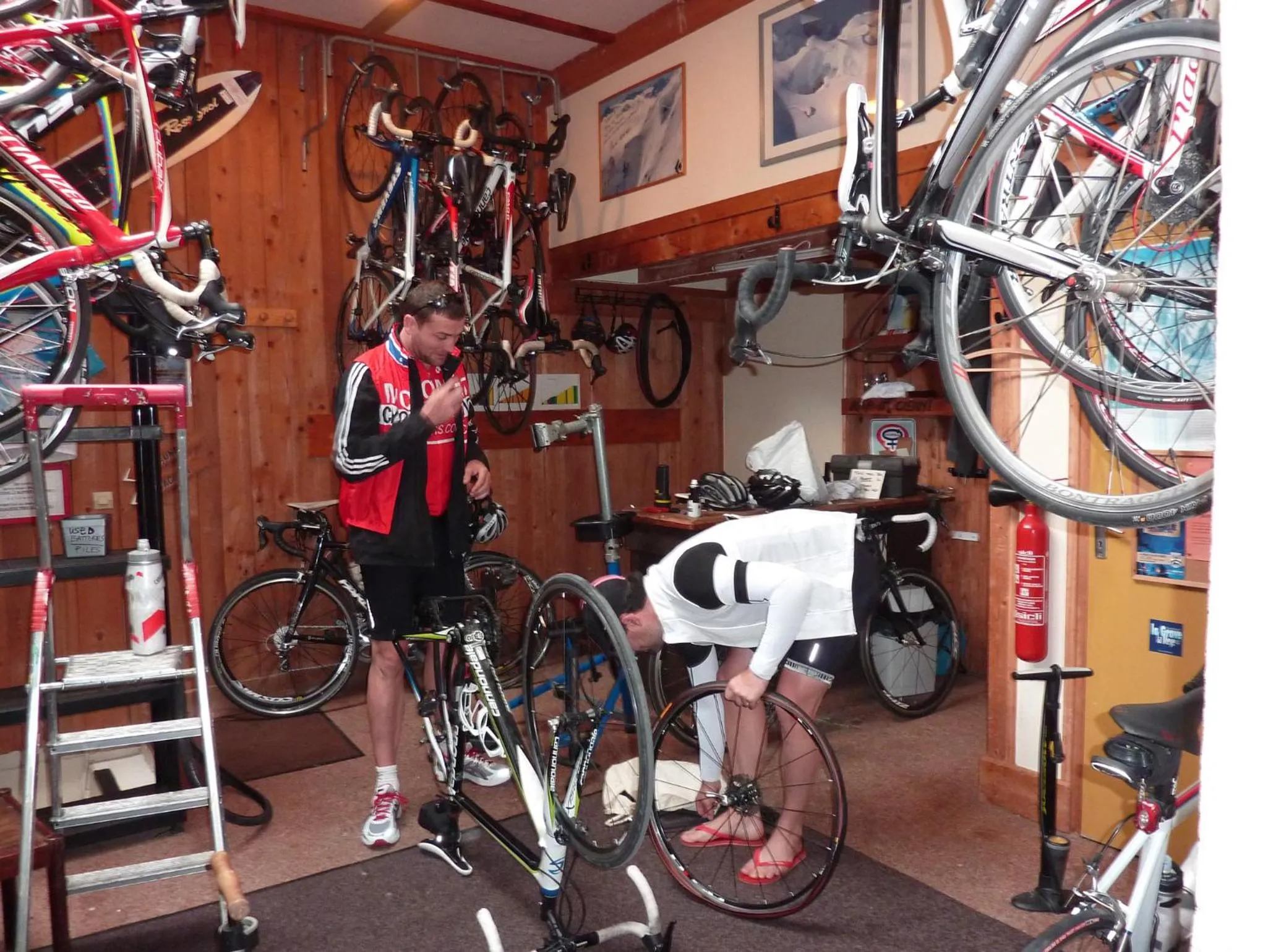 Cycling in Hotel Auberge Edelweiss