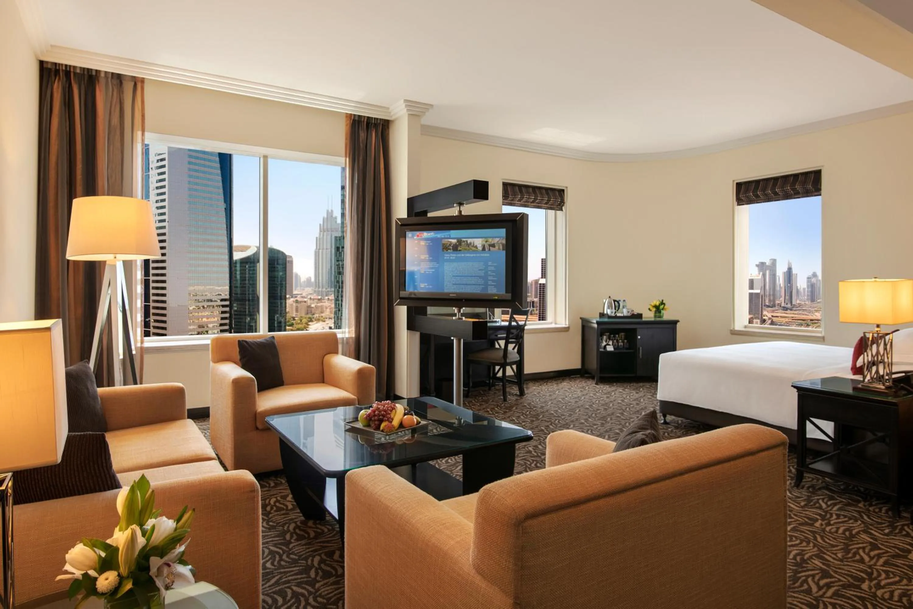 Living room, Bed in Towers Rotana - Dubai