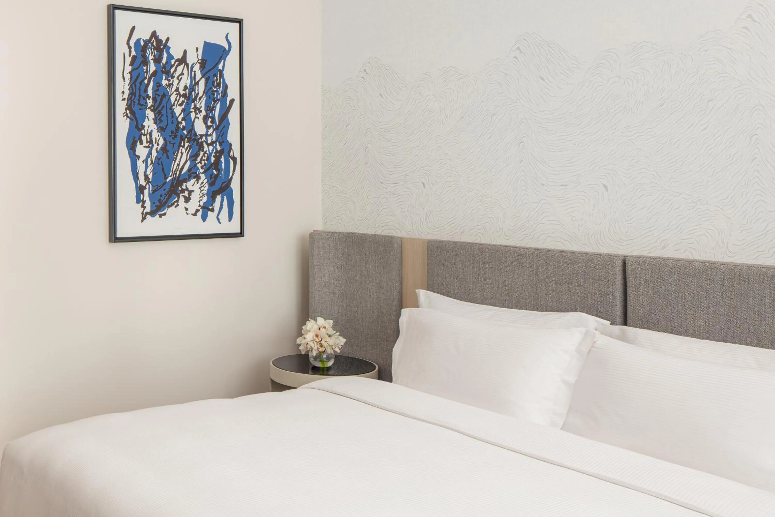 Bed in Towers Rotana - Dubai