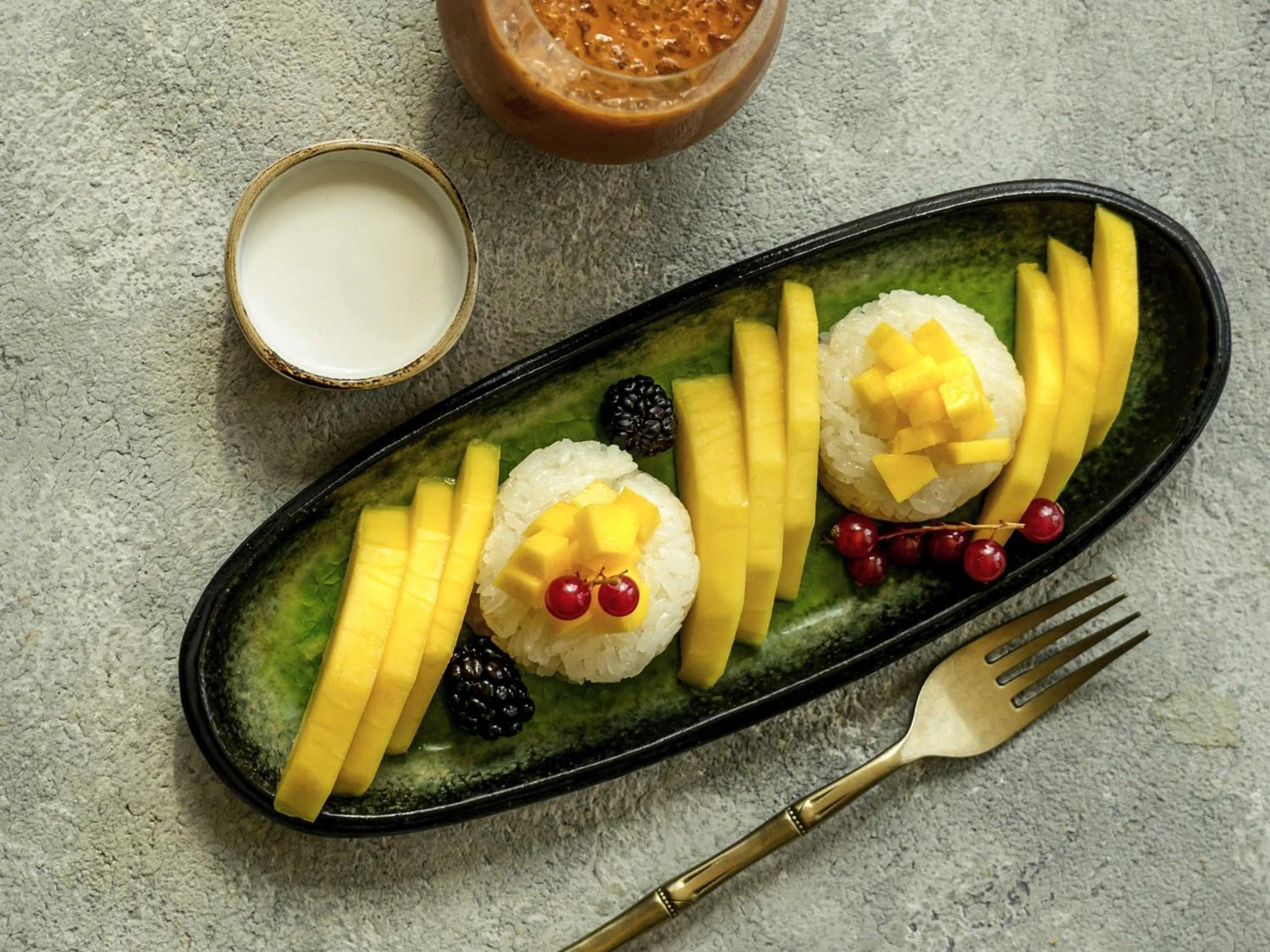 Restaurant/places to eat in Mövenpick Grand Al Bustan